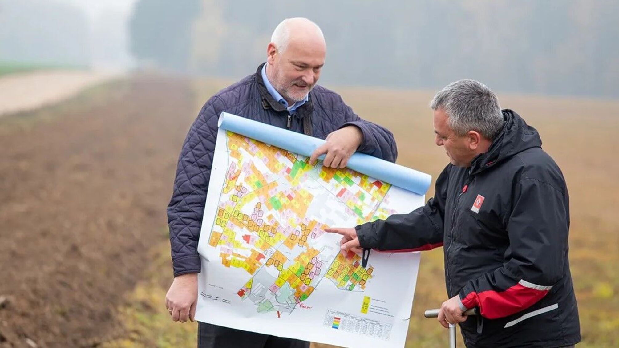 Німецький депутат пропутінської партії Йорг Дорнау використовує працю в'язнів на власному агропідприємстві в Білорусі