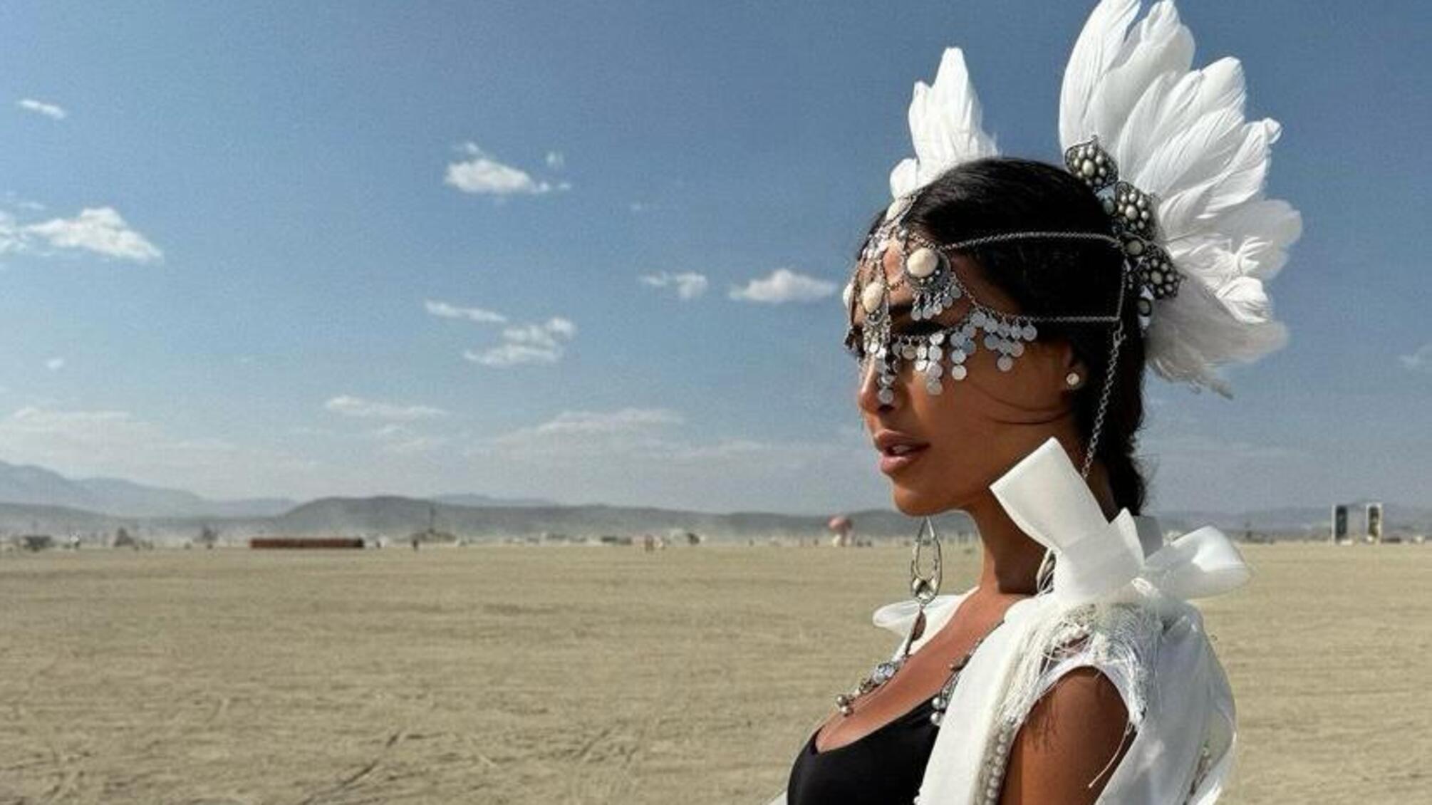 Колишня учасниця «Віа Гри» Санта Дімопулос на Burning Man