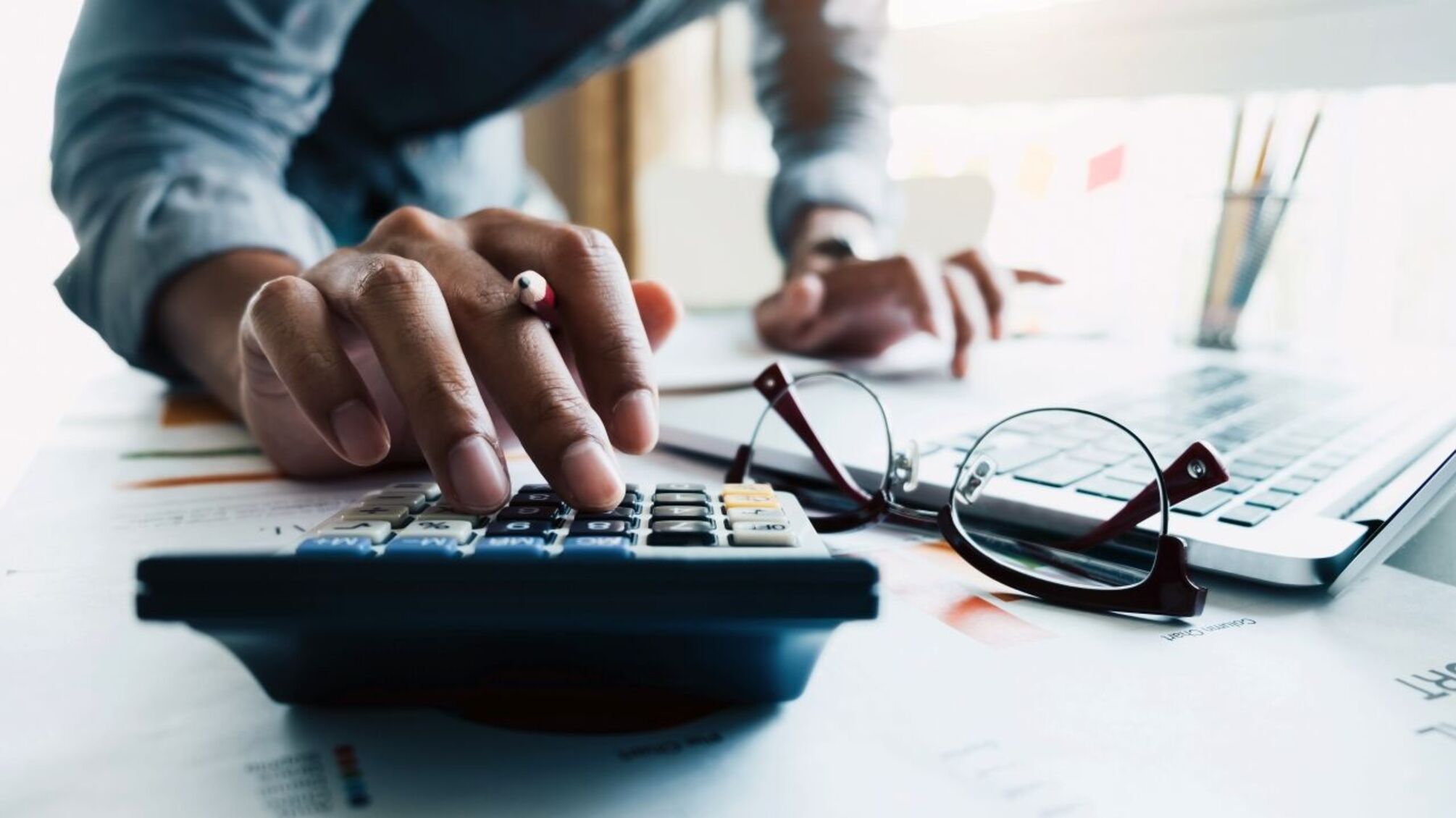 Банки шантажировали Минфин, чтобы убрать налог на прибыль в 50%