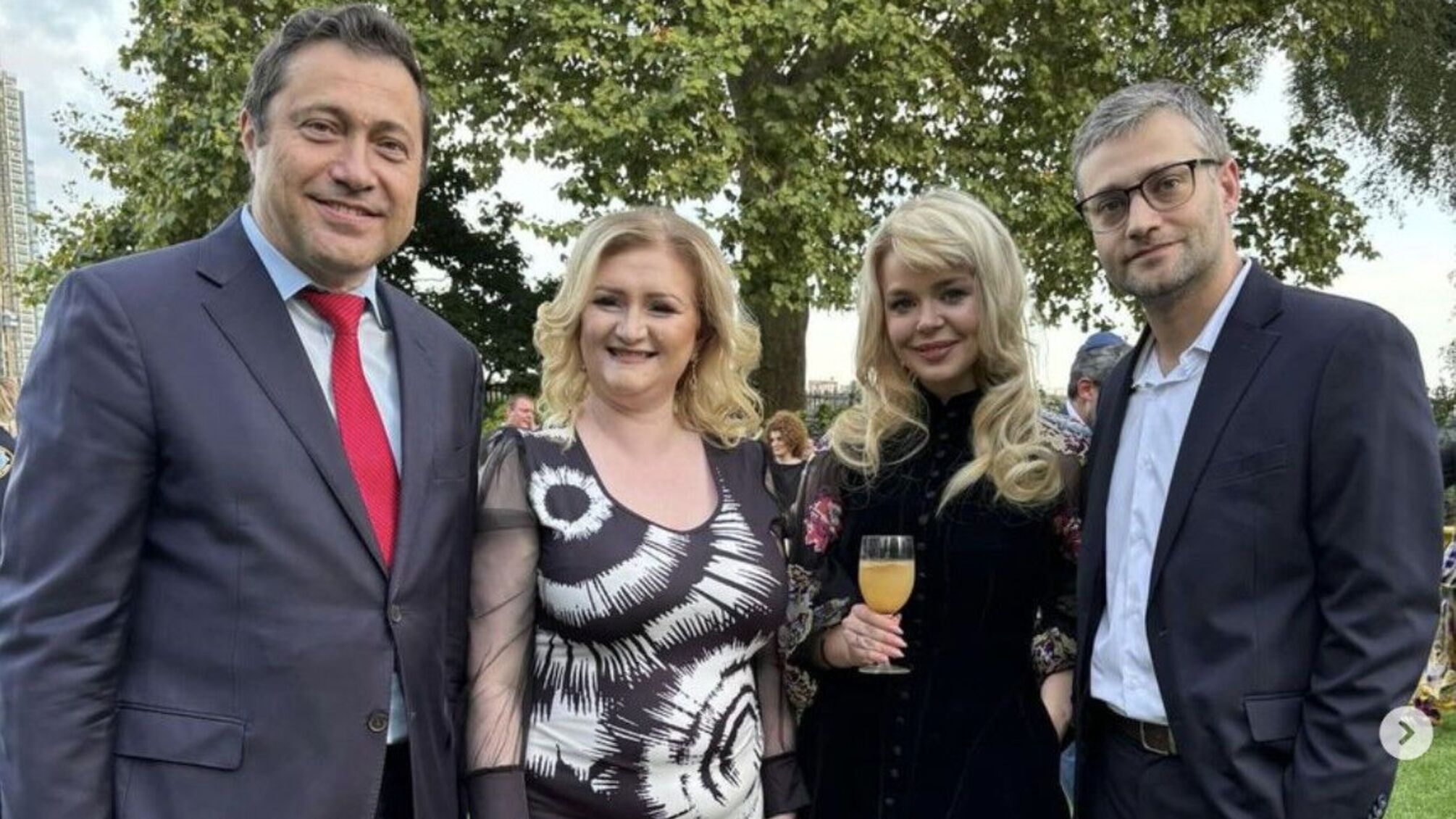 Співачка, яку 'зробили' амбасадоркою не розірвала стосунки з російським чоловіком