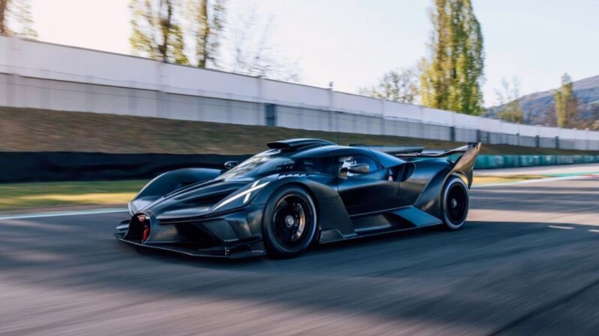 Ferrari, Maserati, Aston Martin: кто в Украине покупает элитные авто, стоимостью в сотни тысяч долларов