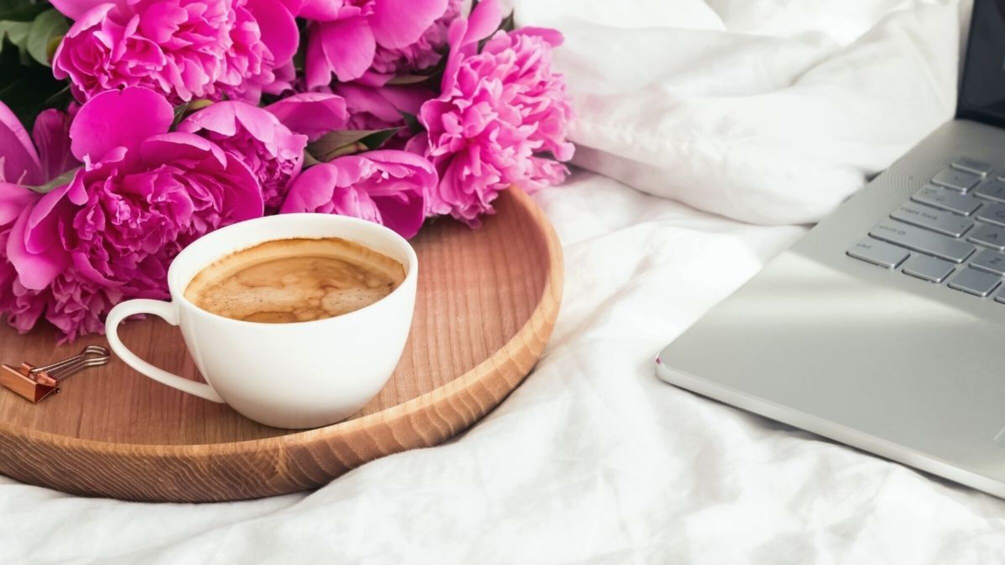 Дієтологиня назвала продукти, які можуть замінити каву