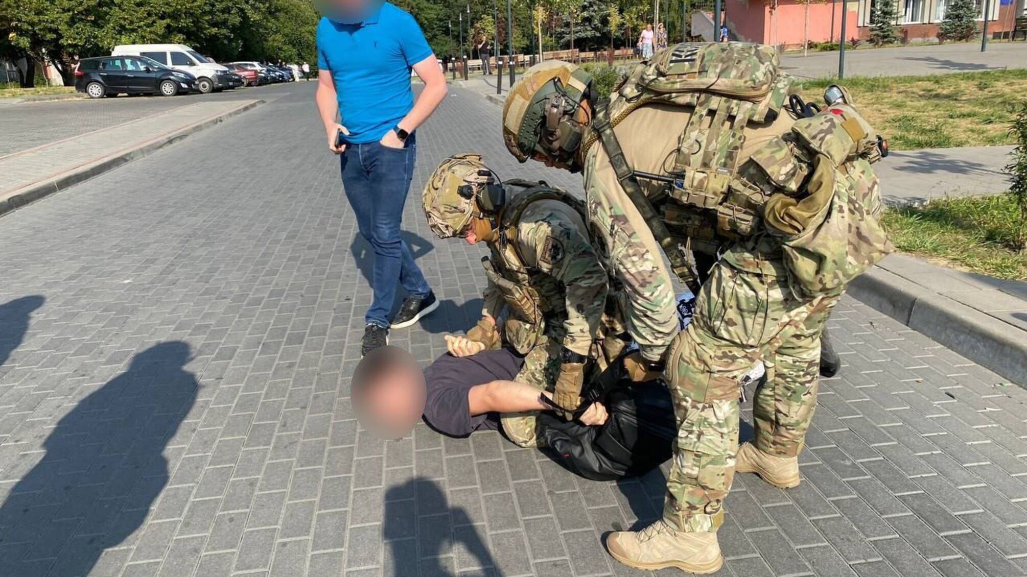 В Луцке задержан мужчина, стрелявший из винтовки по работникам ТЦК