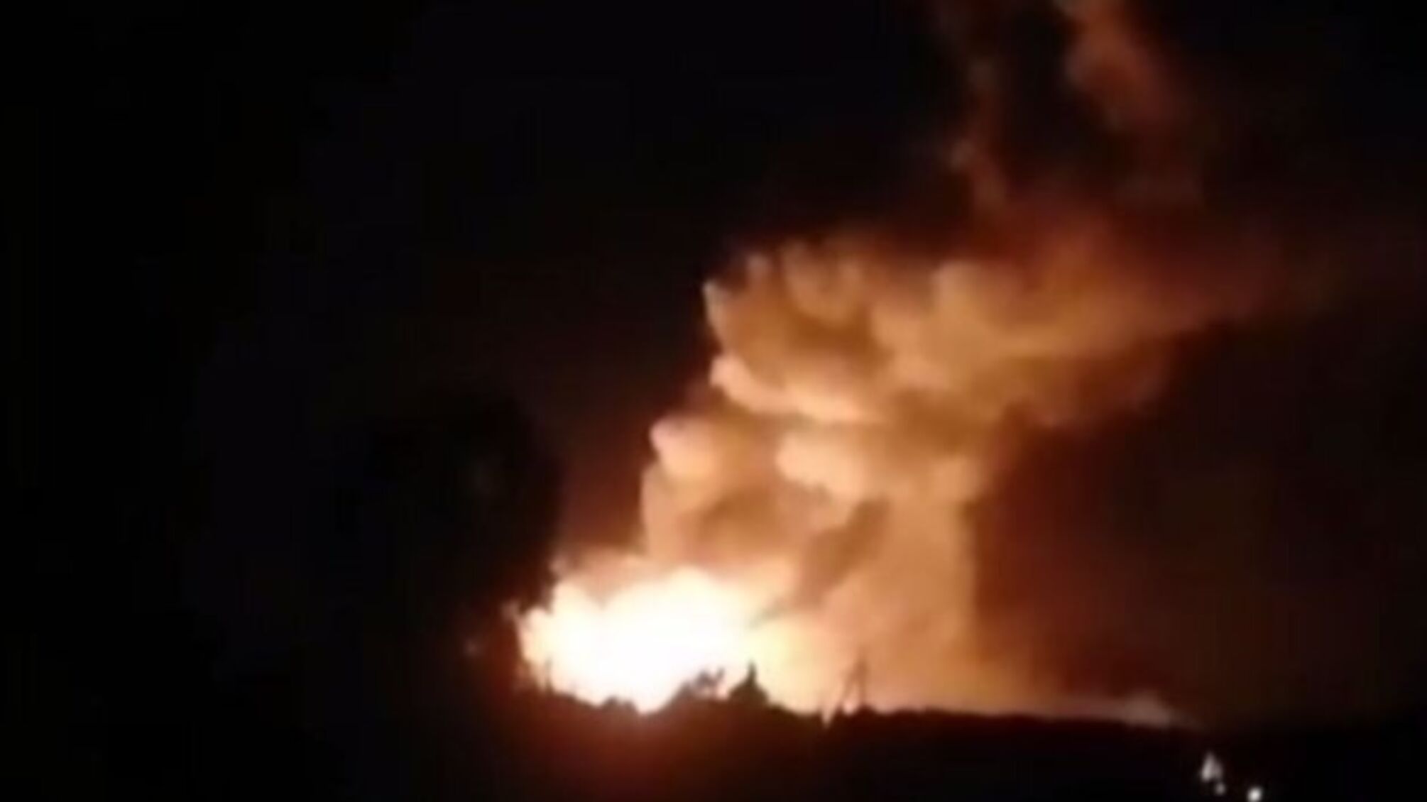 В Воронежской области россии произошел пожар после атаки дронов