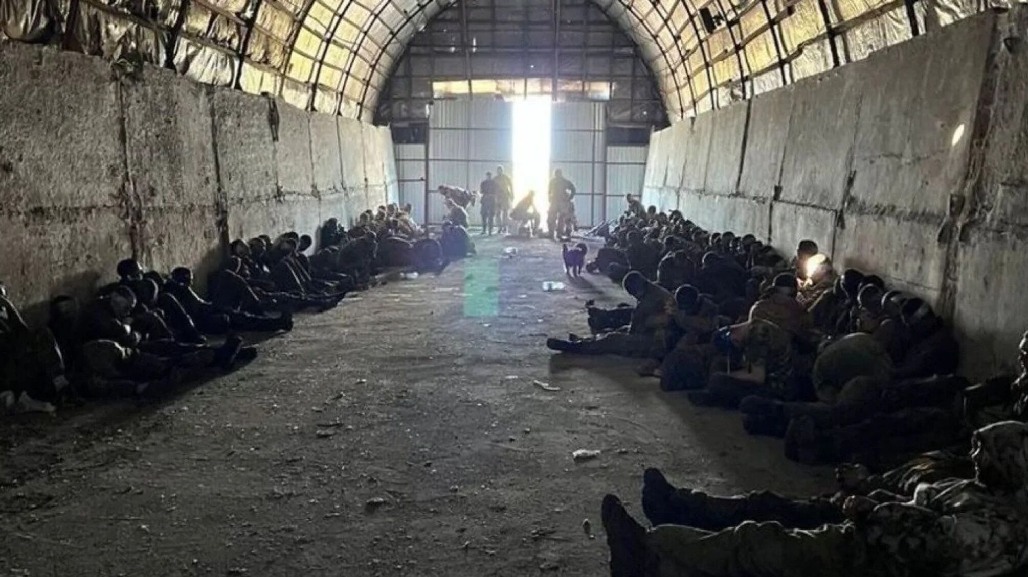 Украина запретила российским военнопленным звонить домой после жестоких убийств бойцов ВСУ