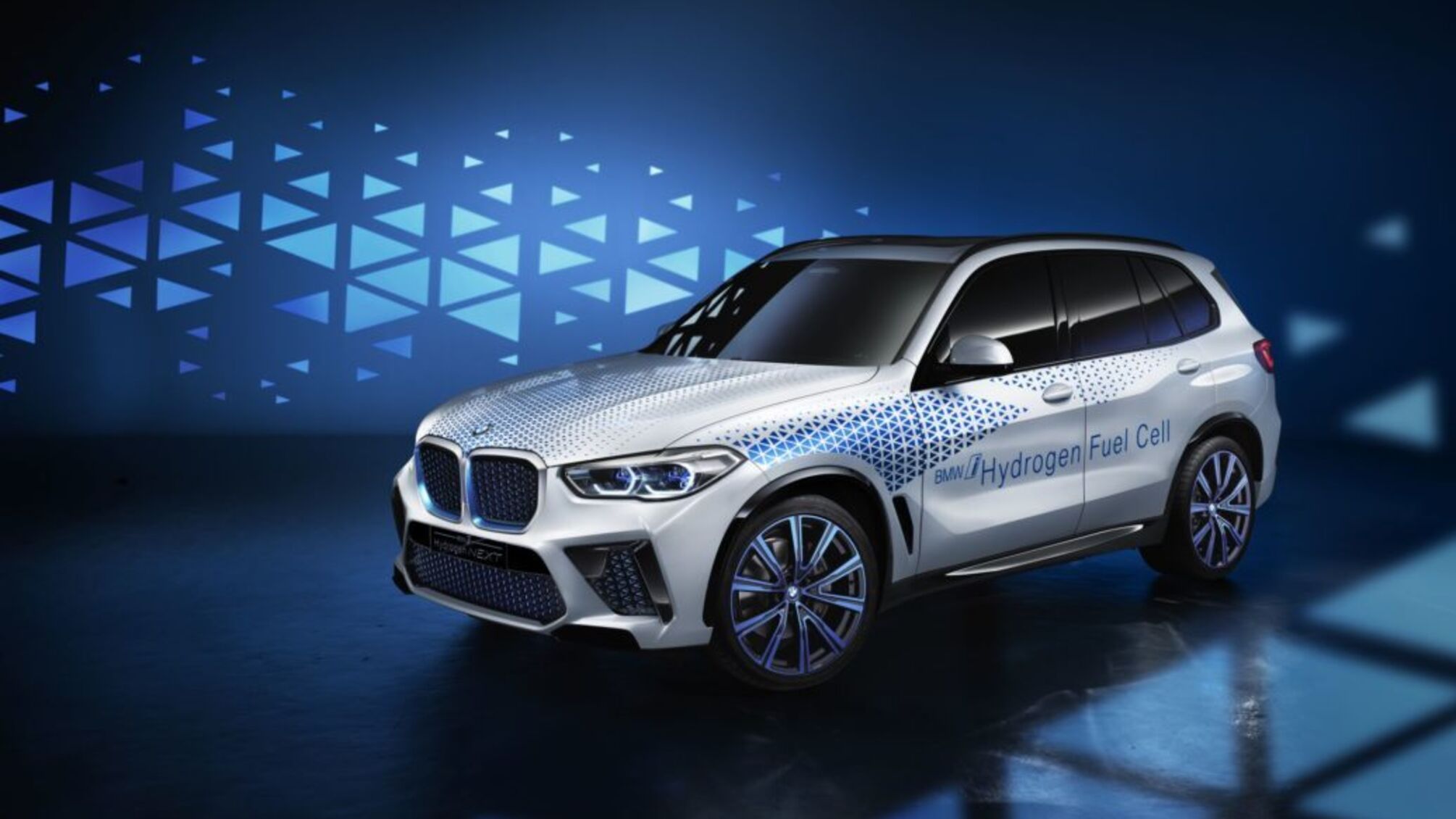 Еко-автомобіль: BMW та Toyota розроблюють модель на водневому двигуні