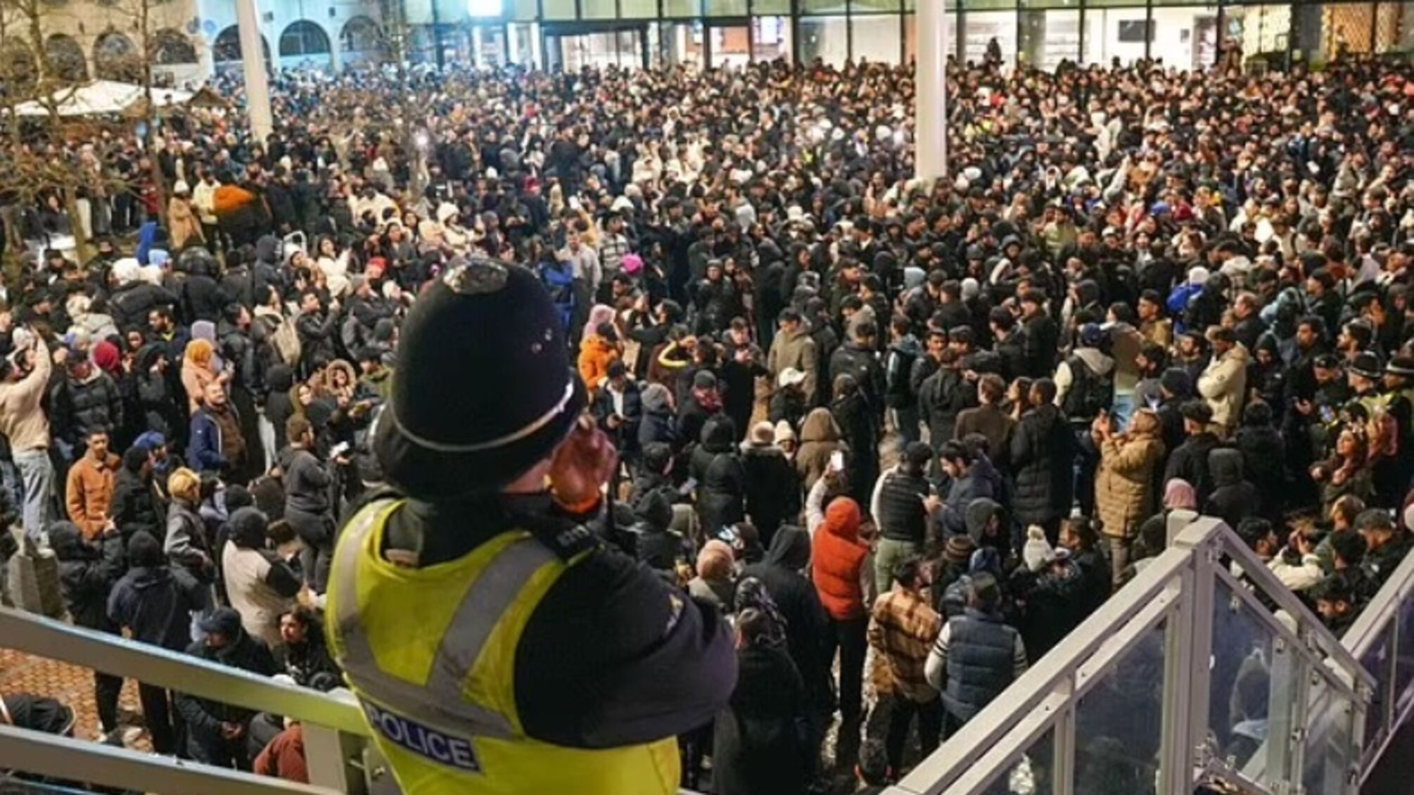 Мошенничество в Бирмингеме: в социальных сетях распространили ложные сообщения о новогоднем фейерверке