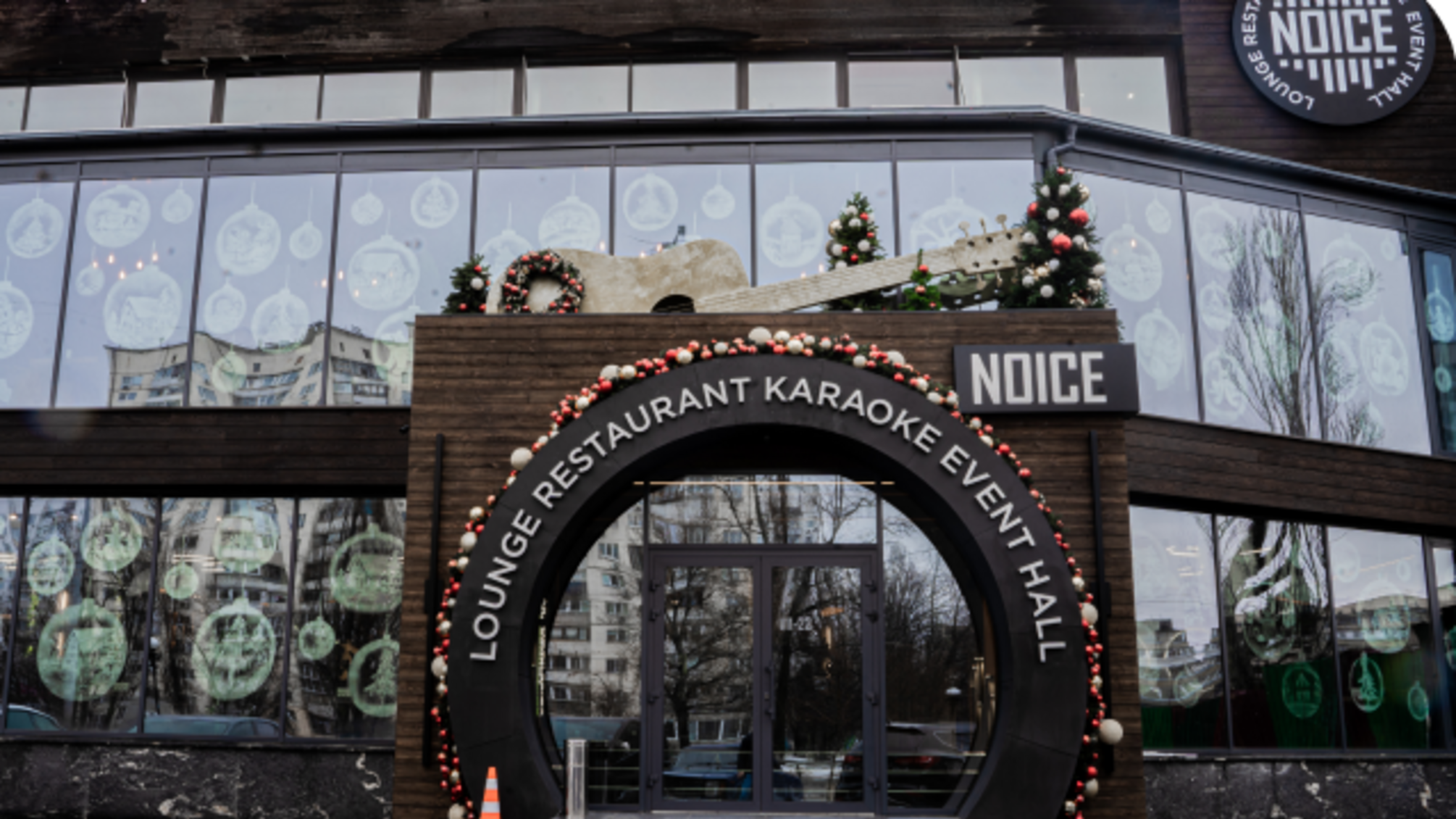 Відмова військовому у ресторані: поліція відкрила справу, заклад анонсував офіційний коментар