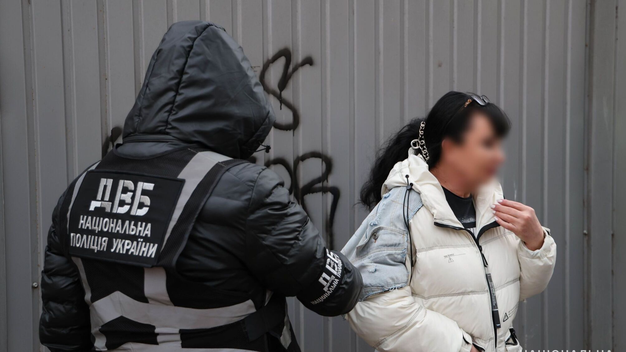 лікарня, нацполіція