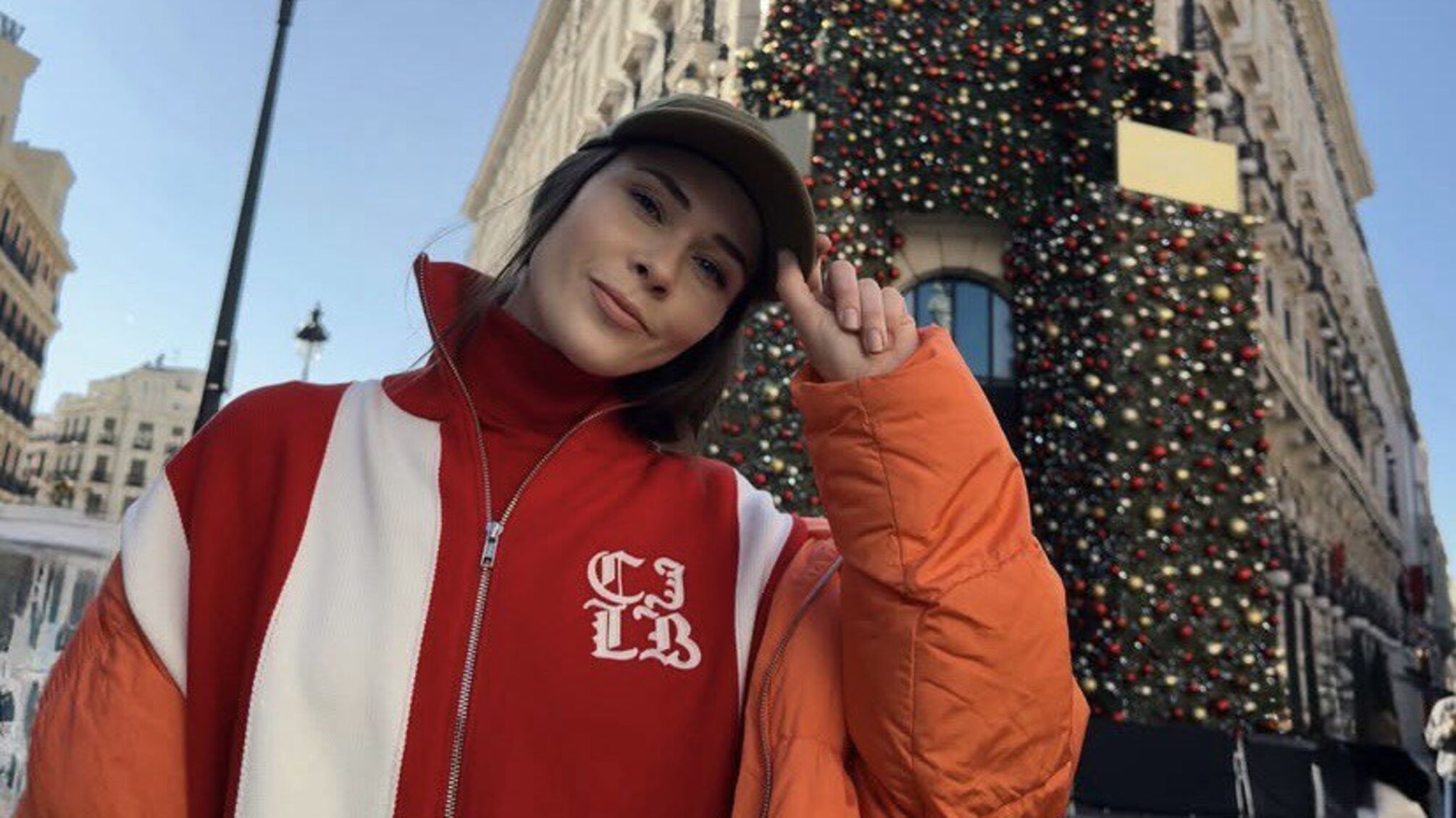 Как Юлия Санина проводить зимний отдых с сыном