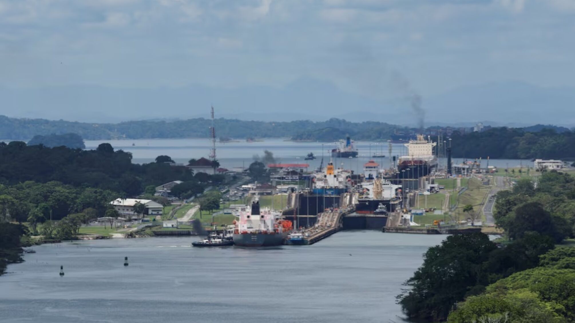 Панама защищает свою суверенность: обещает 'забрать канал вспять'