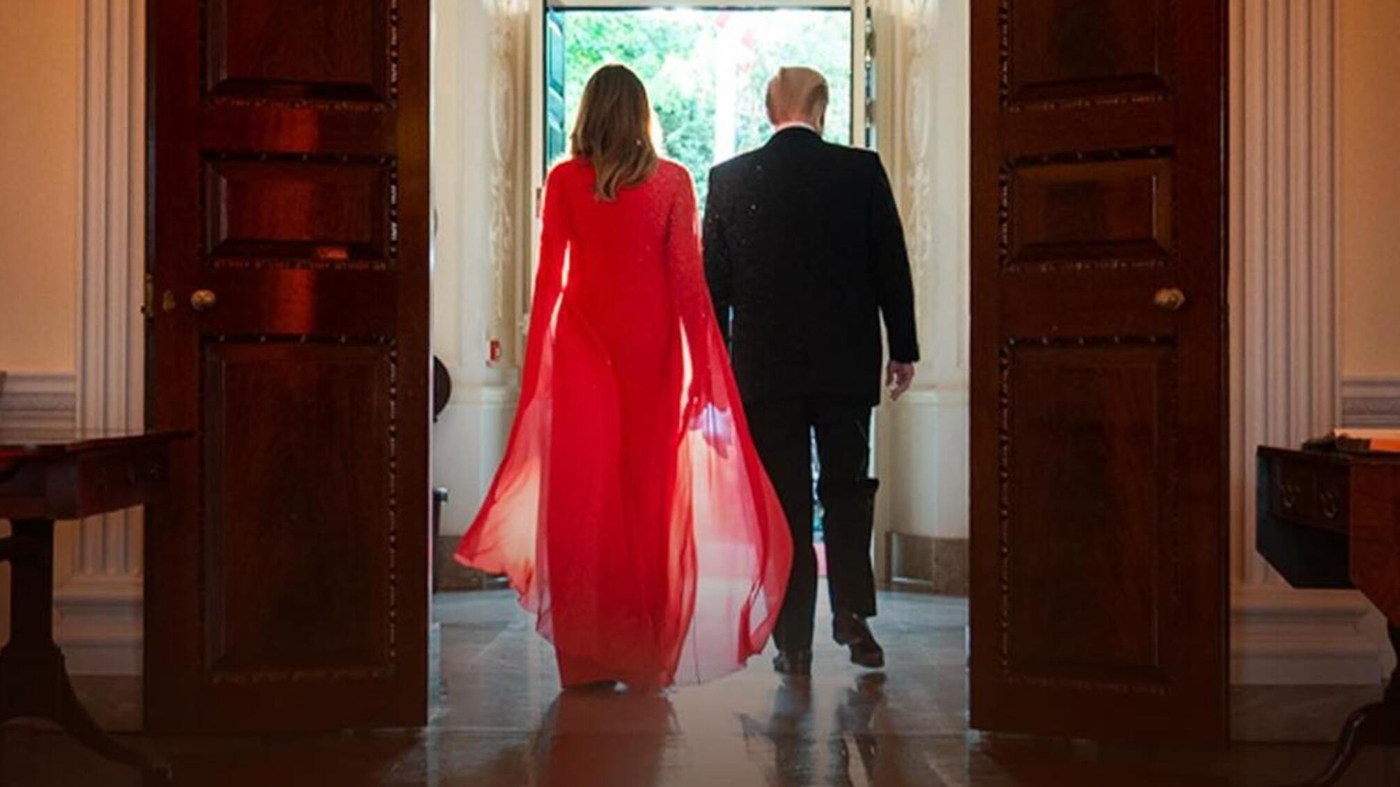 Трамп та Меланія відзначили 20 років шлюбу: він назвав її 'незвичайною дружиною'