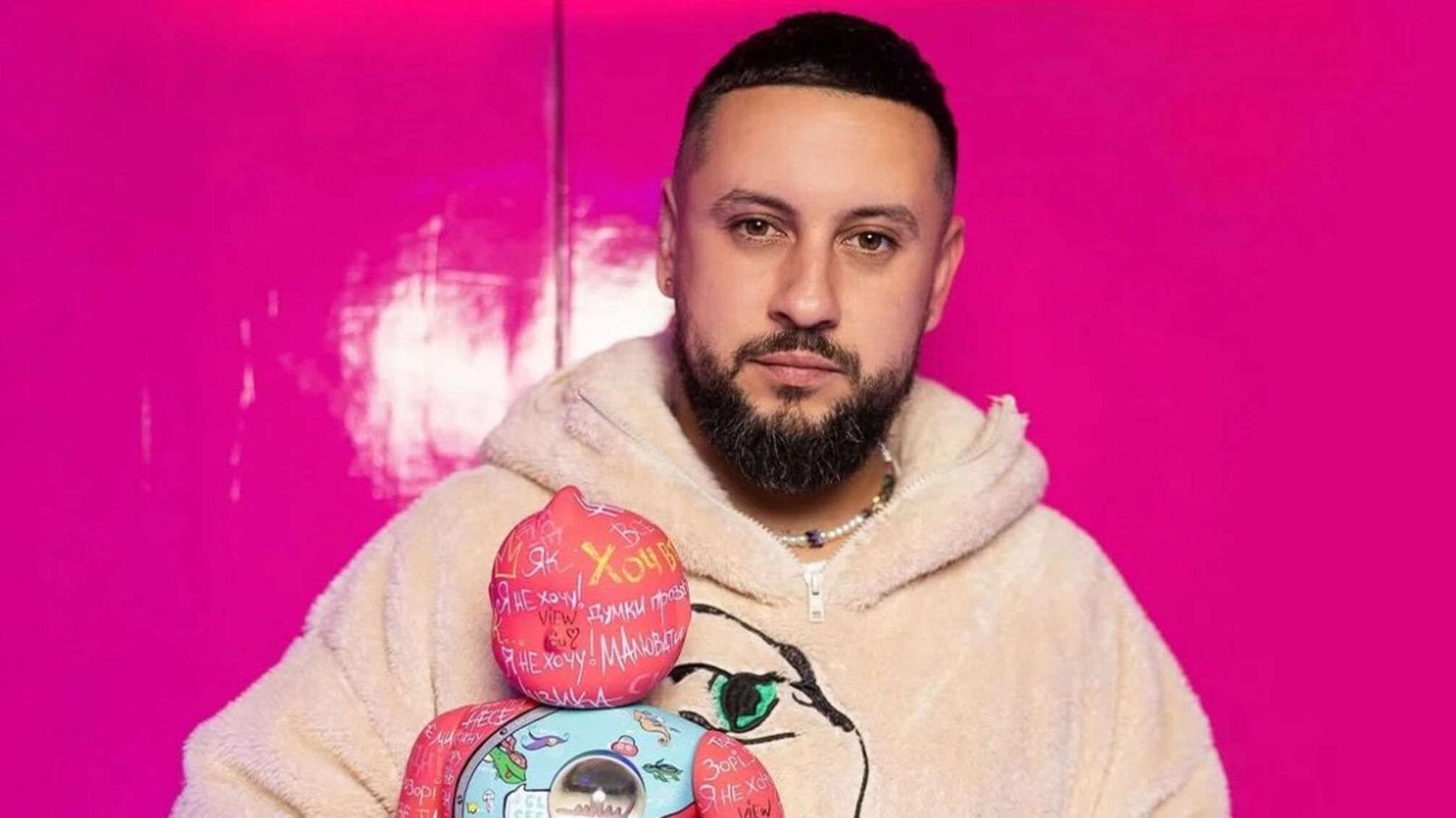 Монатик представил артиграшку за 2500 долларов: детали коллекции