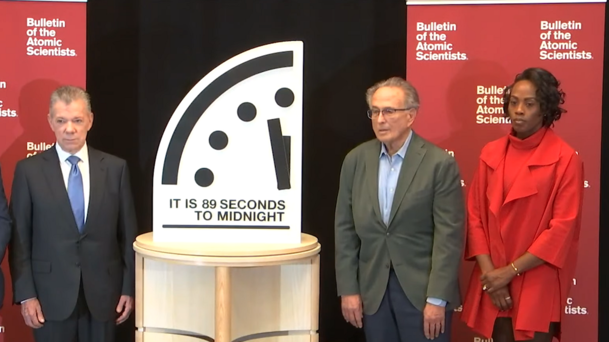 Часы Судного дня еще никогда не были так близки к полуночи