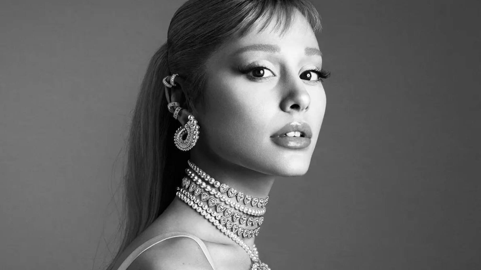 Ариана Гранде и Swarovski: новая коллекция украшений, удивляющая своей роскошью