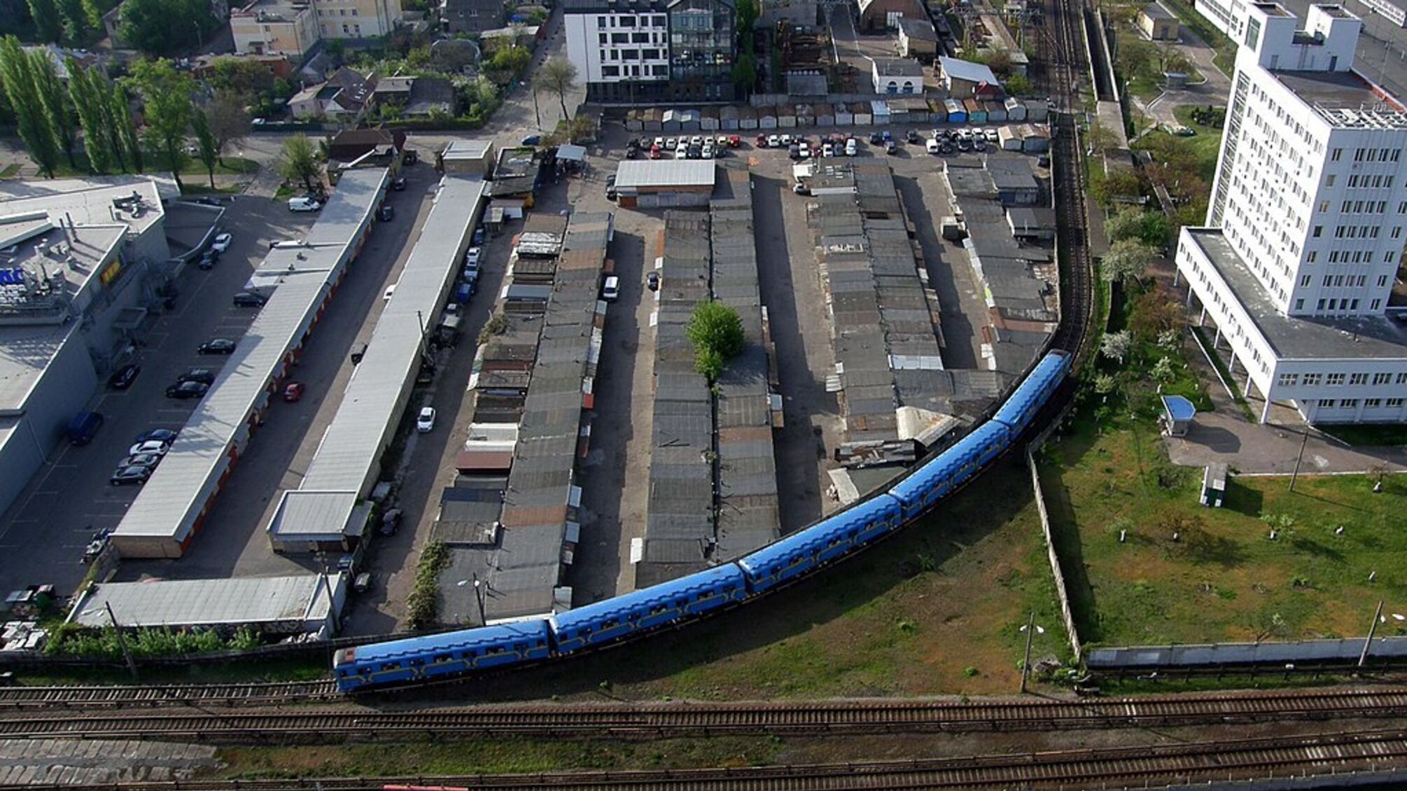 В Киеве беспилотник повредил инфраструктуру, жертв нет