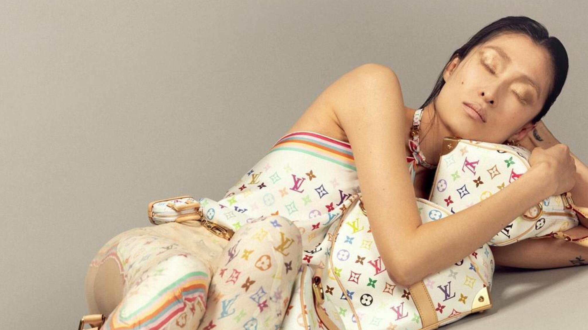 W Magazine China відзначив колаборацію Louis Vuitton x Такаші Муракамі у новому випуску