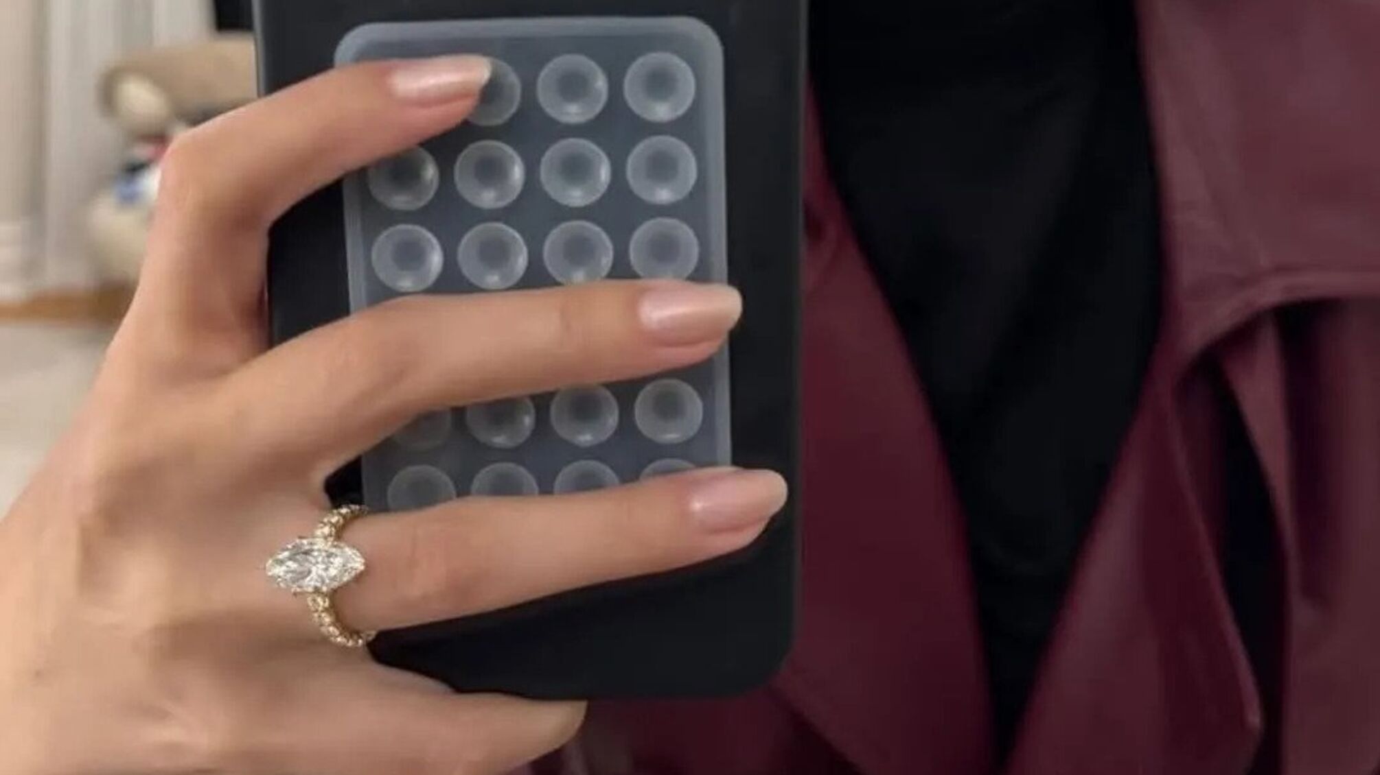 10 главных оттенков ногтей в этом году