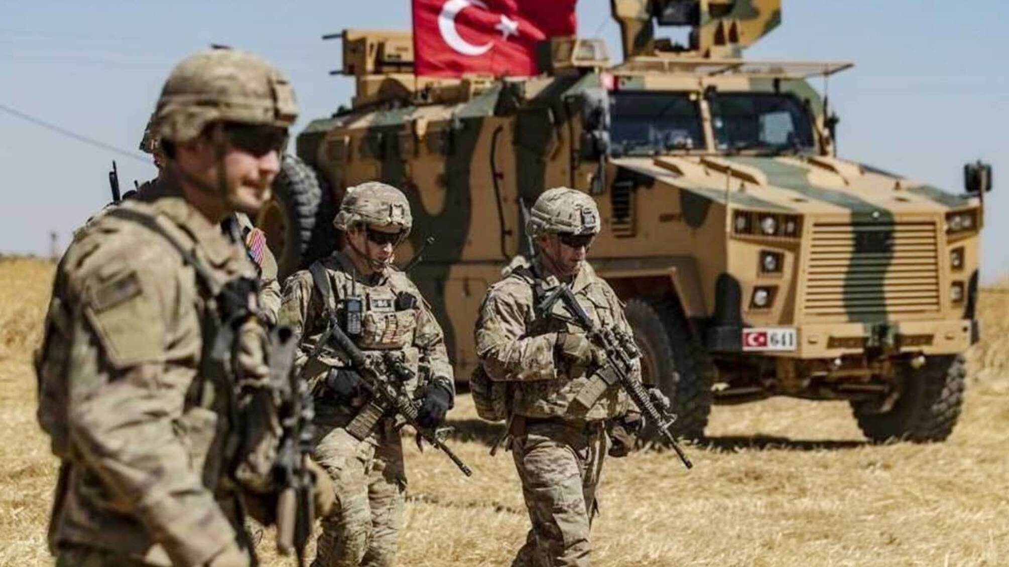 Турция подняла свои вооруженные силы до состояния боевой готовности