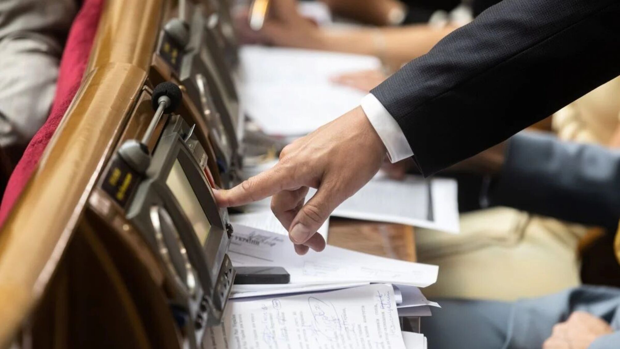 Рада проголосувала в цілому законопроєкт про базову військову підготовку