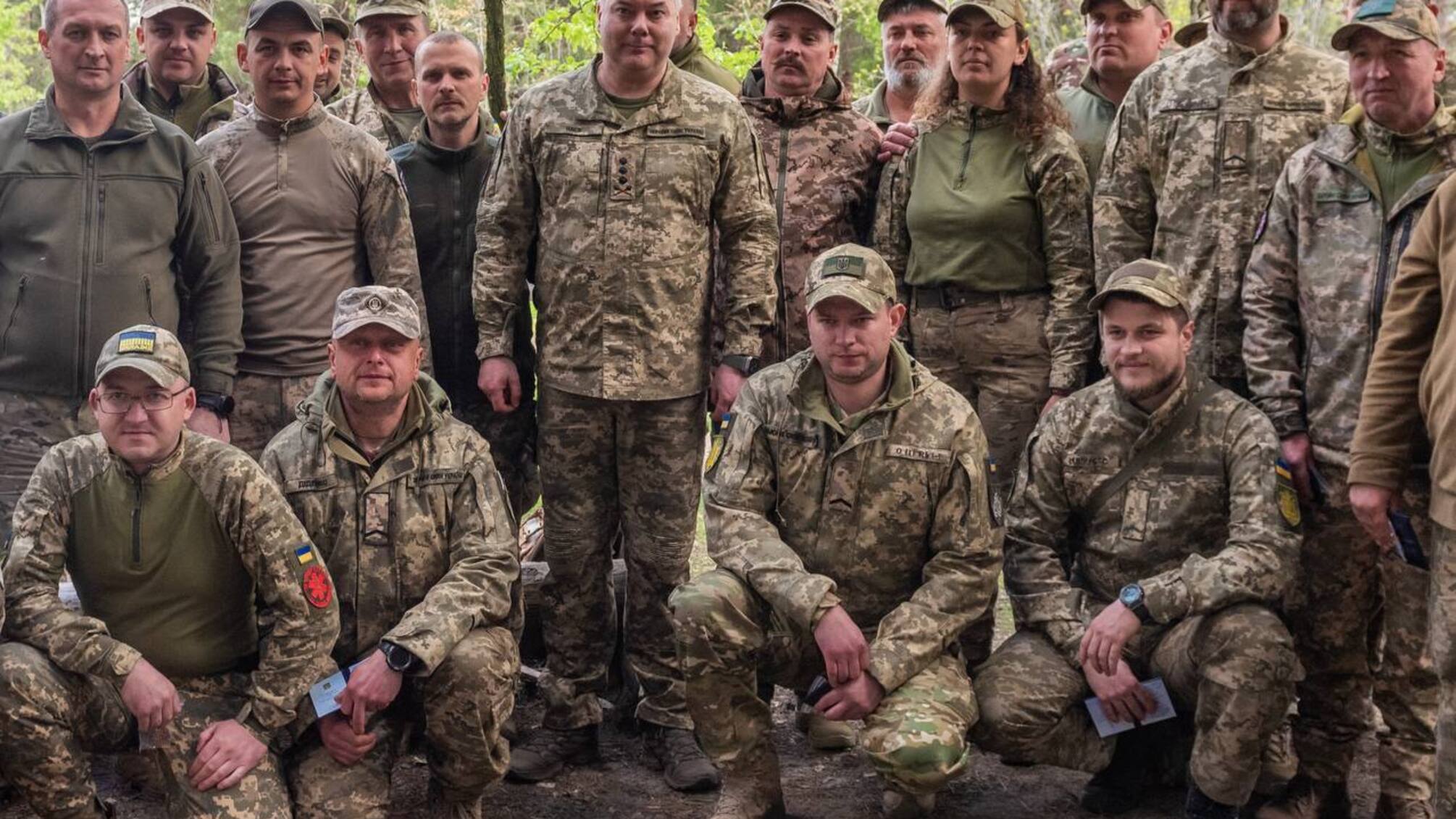 Україна вшановує своїх героїв: звернення генерал-лейтенанта Наєва до військових