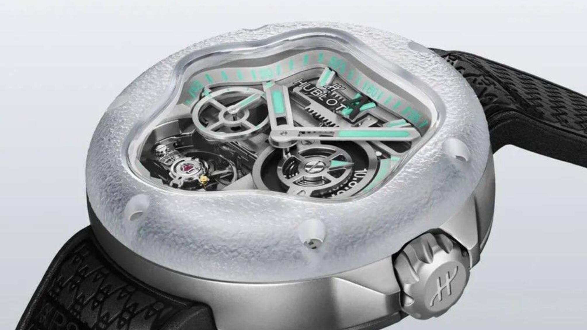 Прозрачность, титановый корпус и вода как вдохновение: новые часы от Hublot за $69 000