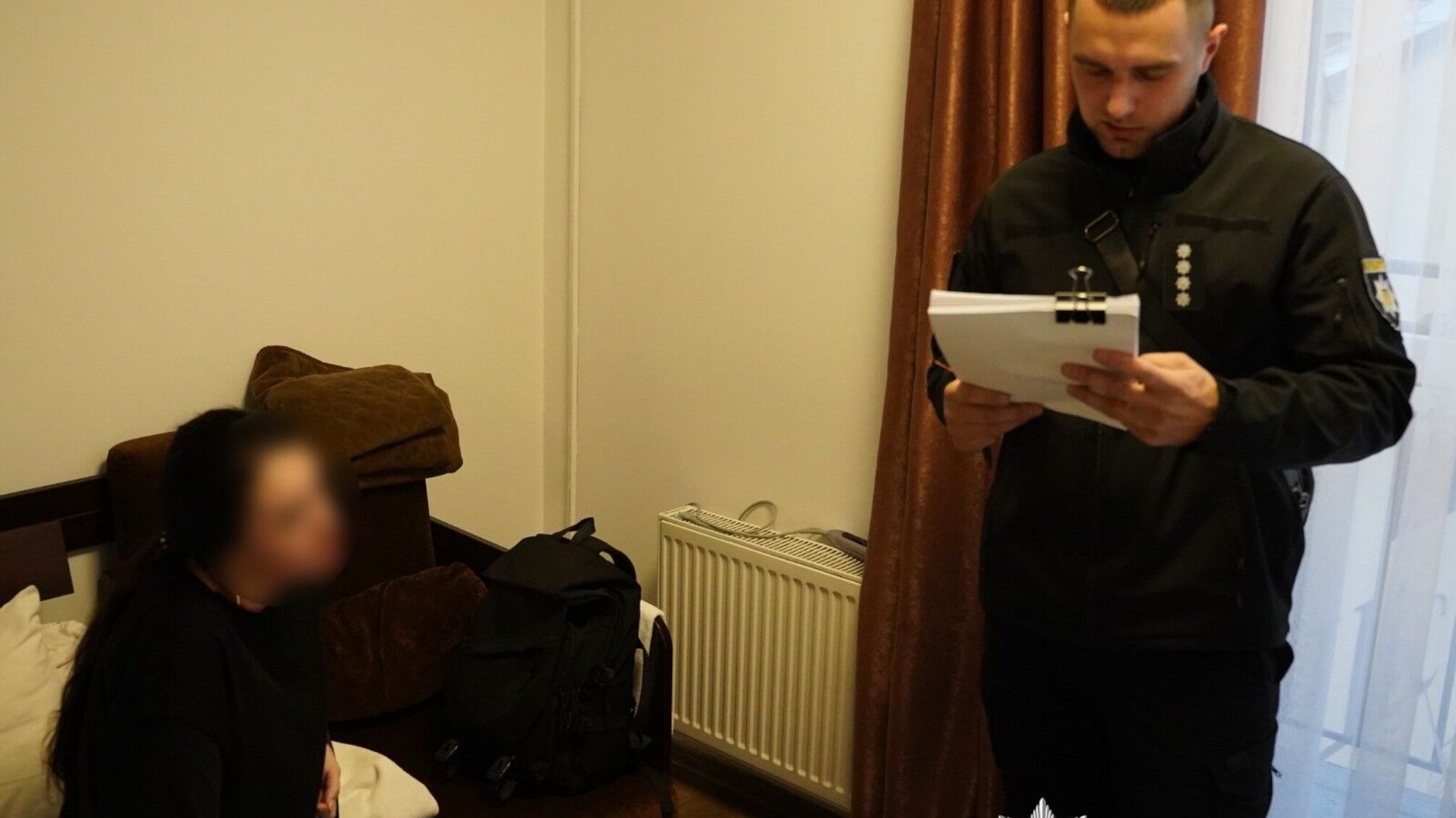 Поліція викрила організовану групу, яка обманом отримала мільйони через онлайн-банкінг