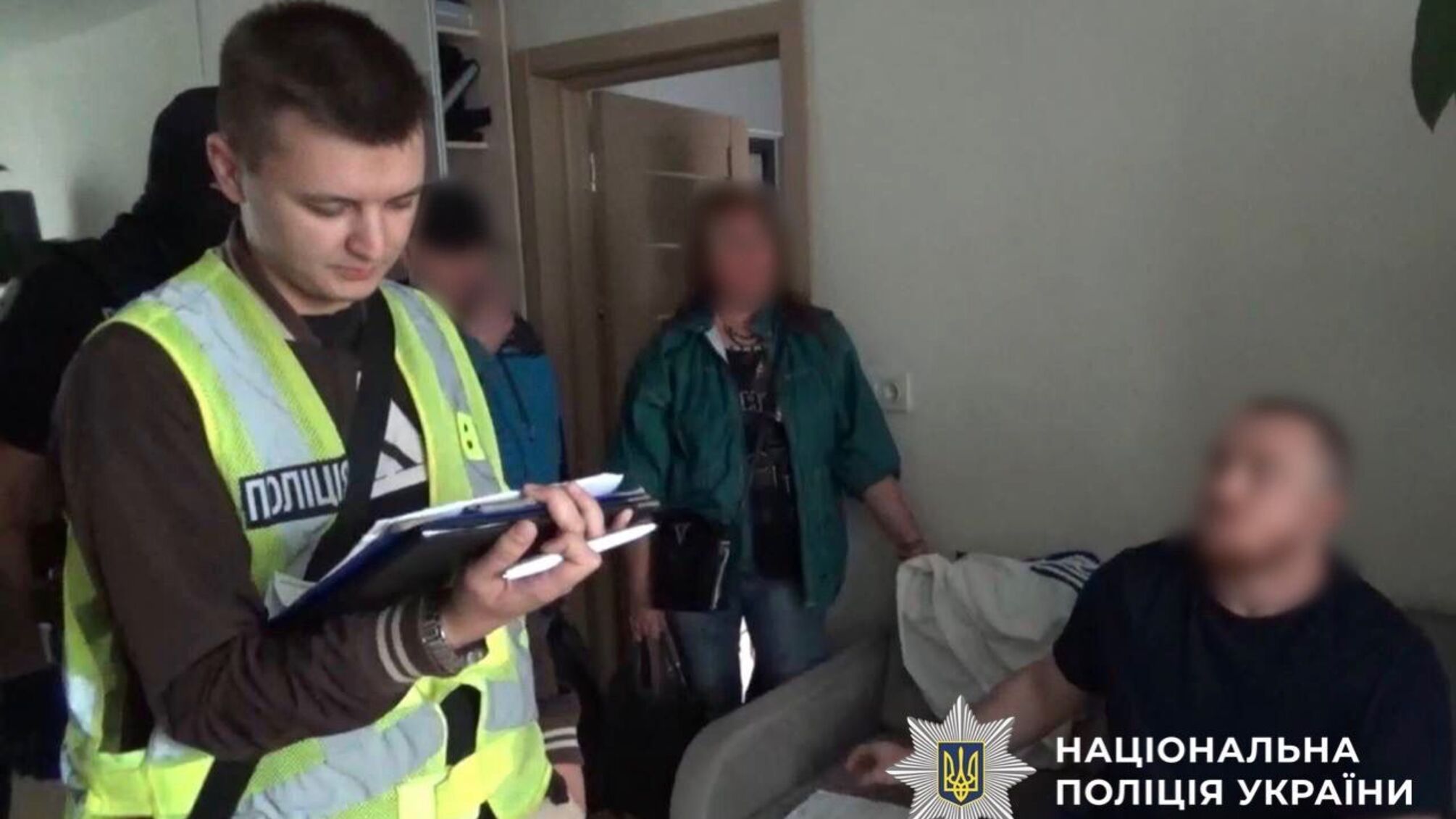 У Києві викрили шахрая-псевдоцілителя, який обманював людей через соцмережі