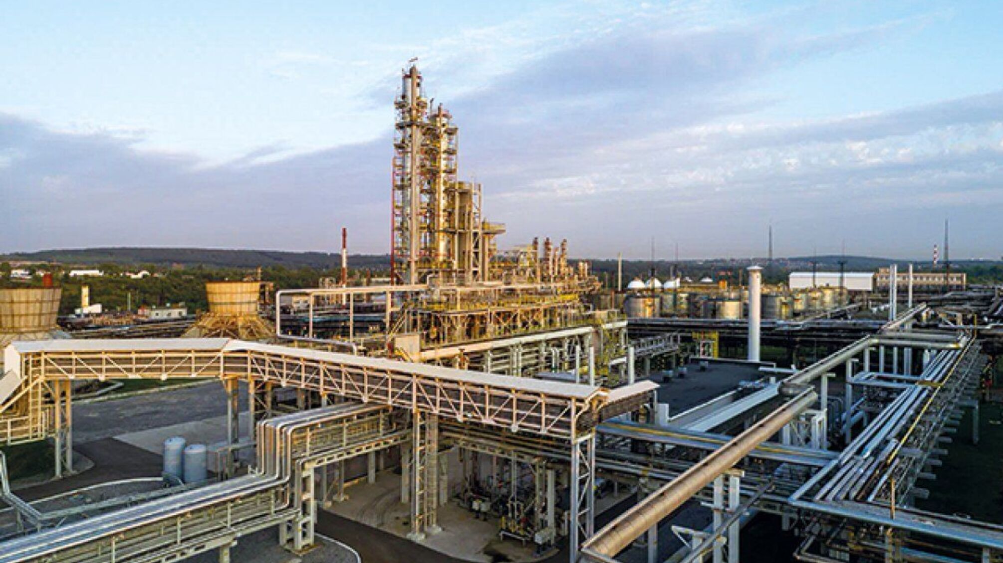 Дрони атакували НПЗ 'Башнефть' в Уфі, введено план 'Ковер'