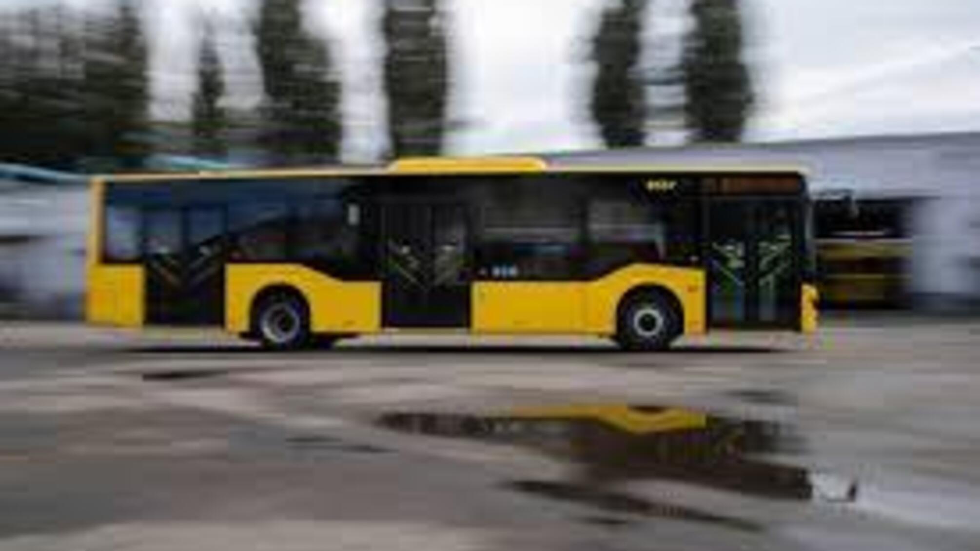 КМДА адаптує автобуси для евакуації важкопоранених