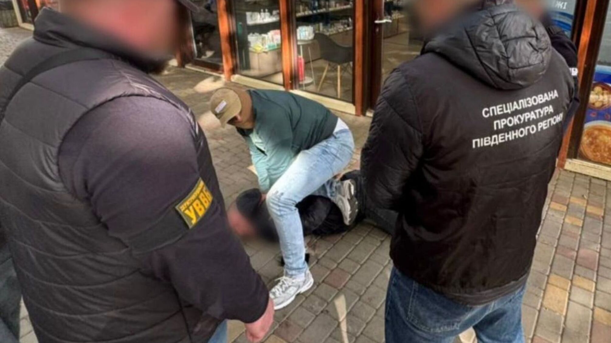 Нелегальний 'коридор' через Молдову: викрито схему переправлення українців за кордон