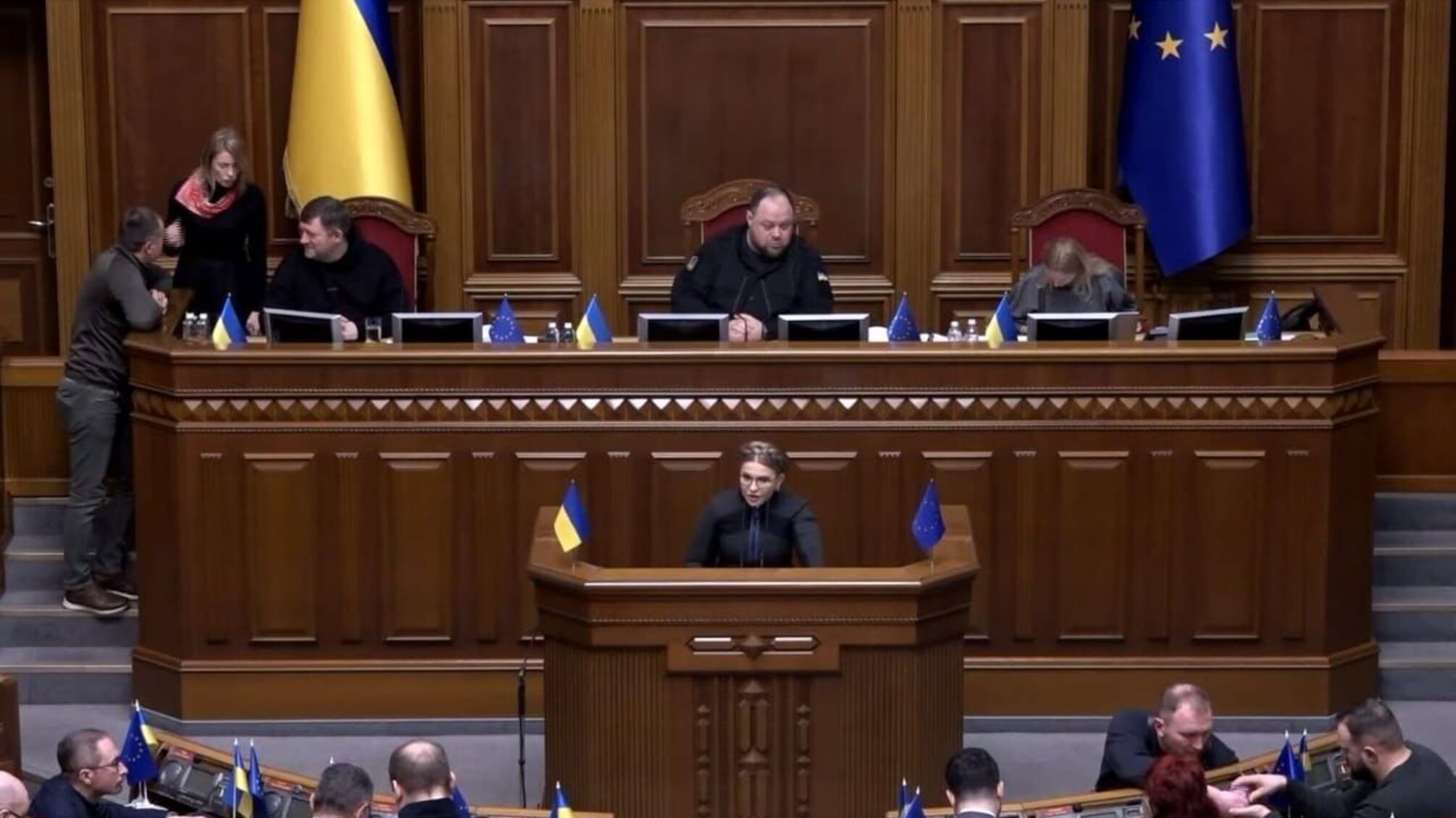 Юлия Тимошенко призывает прекратить коррупцию на протезировании военнослужащих