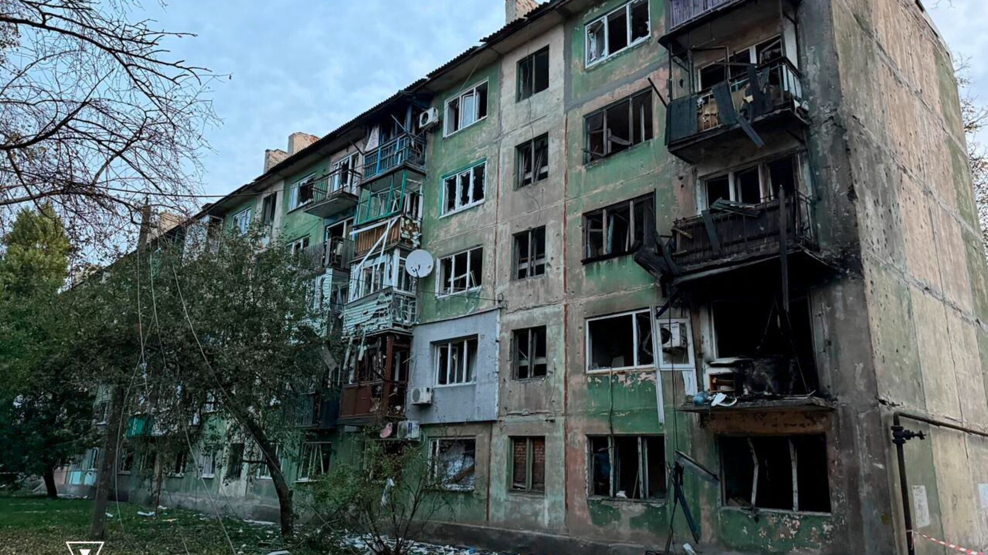 В Шахтерске дроны разрушили дома и повлекли за собой пожары