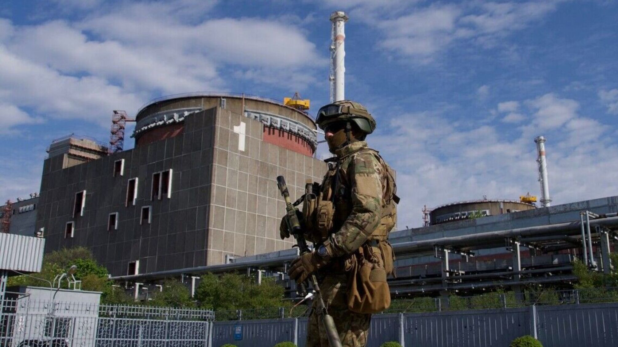 Блекаут на ЧАЕС: рф атакувала підстанцію, що живить станцію — це ядерний тероризм