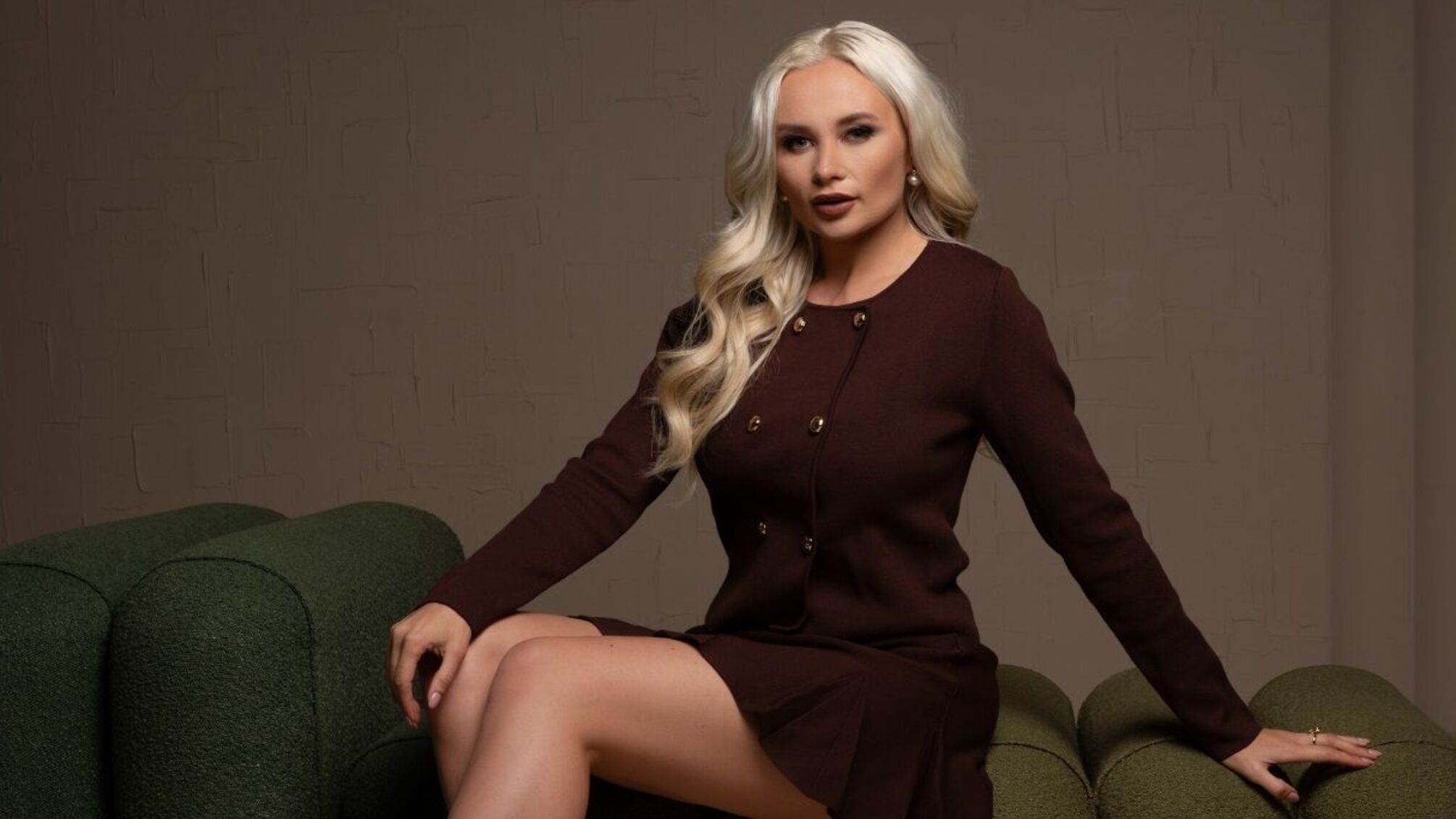 Маленькие шаги большой любви: ANGELA о семье и сцене