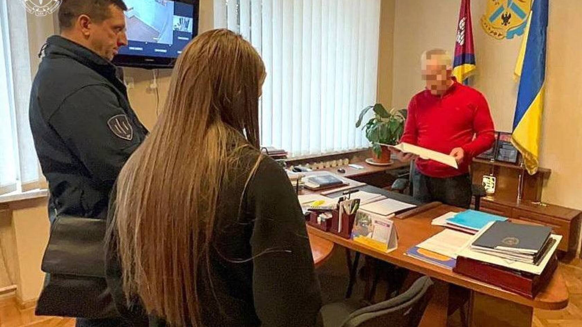 Городской голова из Николаевщины попал под подозрение из-за скрытого имущества и денег жены