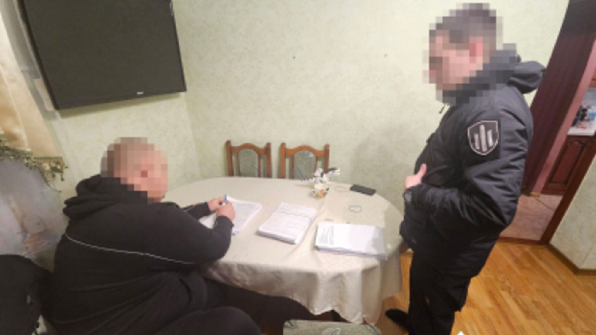 Будут судить бывшее руководство КЭВ Луганска, которое 'отмыло' более 100 млн грн на древесине для армии