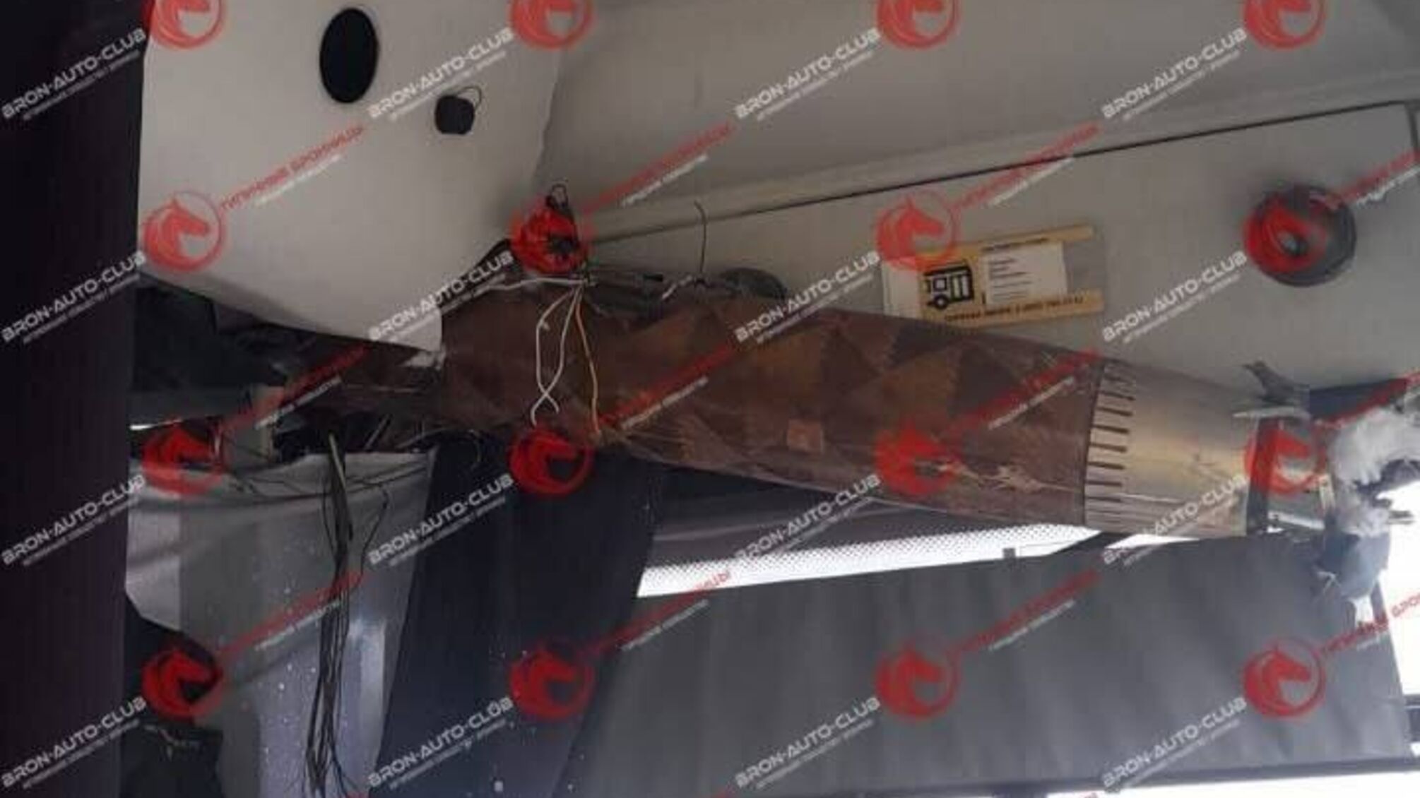 Под Москвой часть российской ракеты попала в автобус с пассажирами