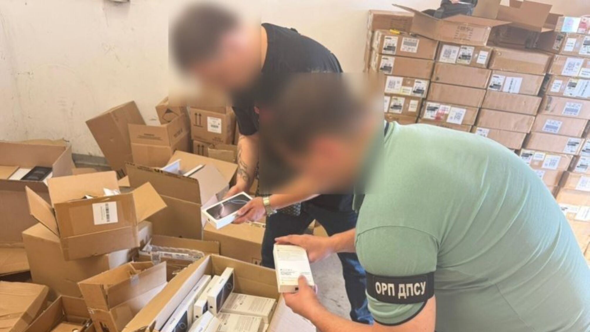 Контрабанда на 17 миллионов: жителя Львовщины подозревают в масштабном ввозе товаров