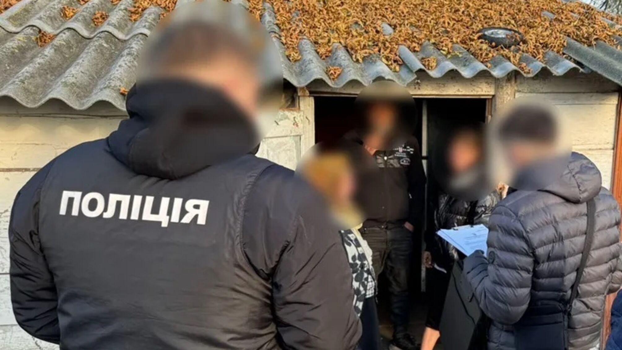 Схема за 5000 доларів: на Волині чоловіки купували фіктивне батьківство
