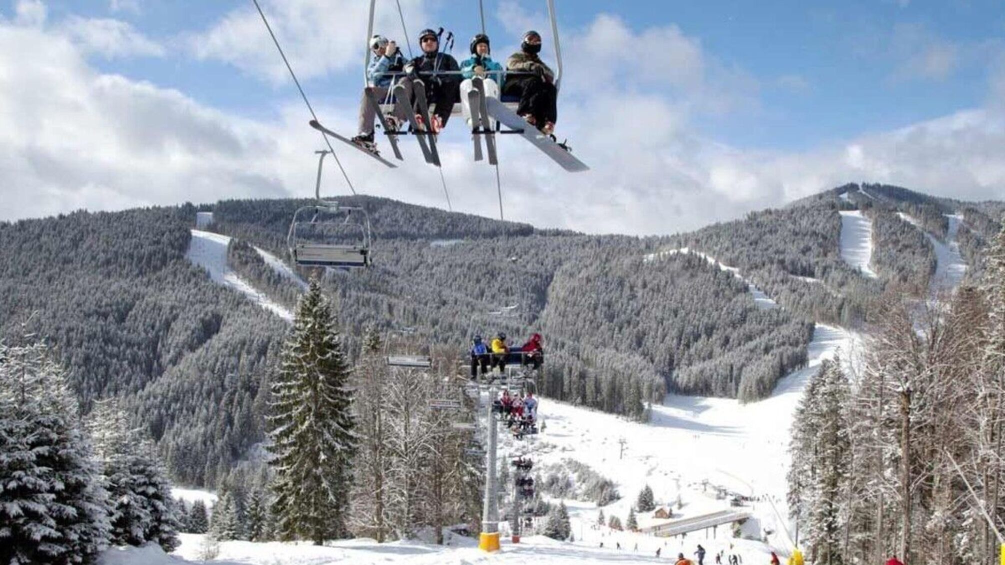 В Буковеле планируют открыть McDonald's у 14-го подъемника