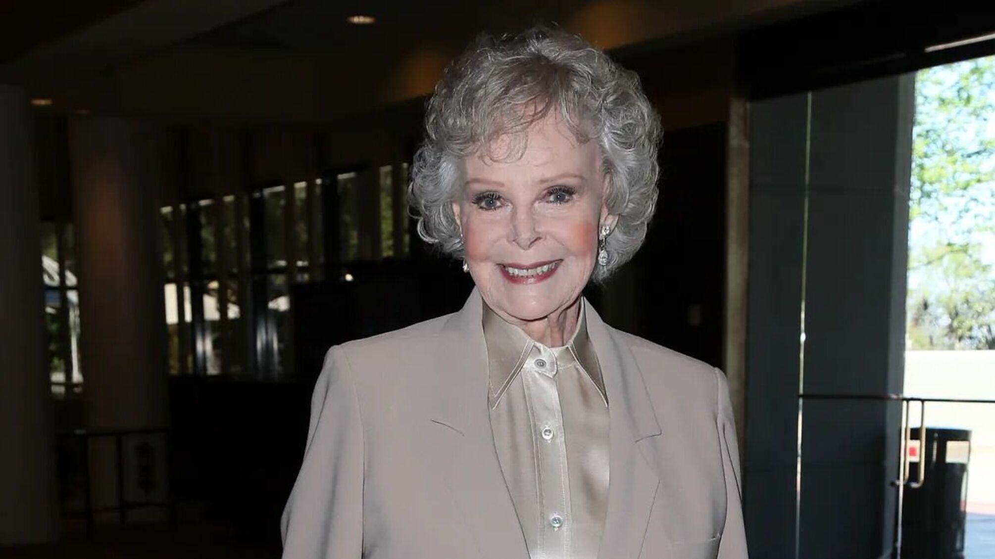 Джун Локхарт