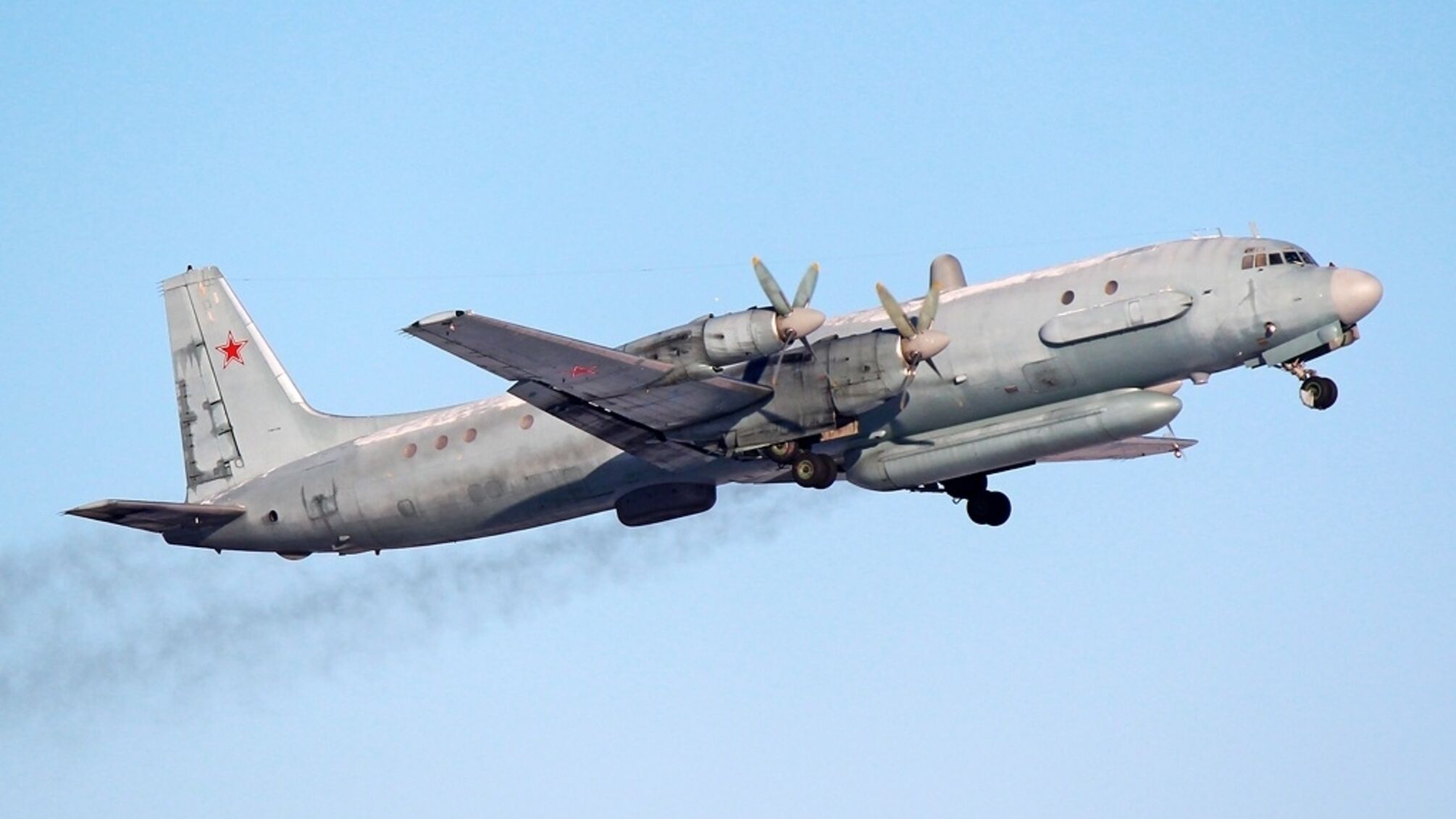 Ил-20 рф над Балтикой
