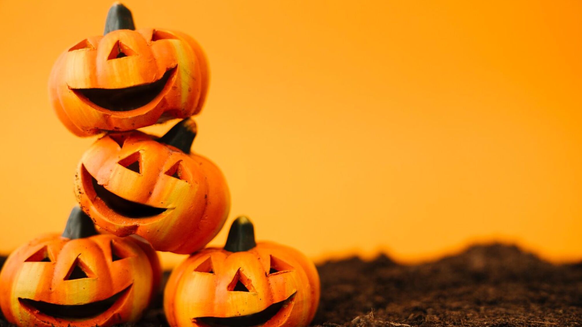 Мистика Хэллоуина 31 октября: как празднуют ночь ужасов в разных странах