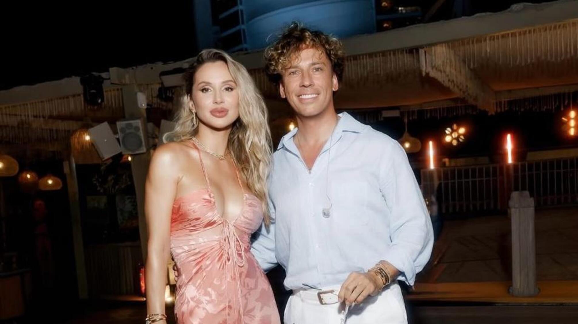 Лобода та Галкін розважали гостей українськими піснями та танцями