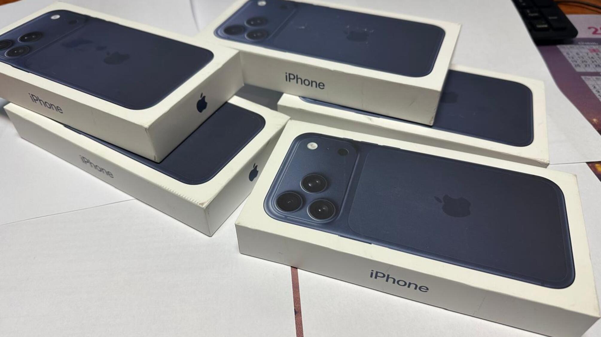 Львовянин пытался перевезти iPhone 17 через Рава-Русскую