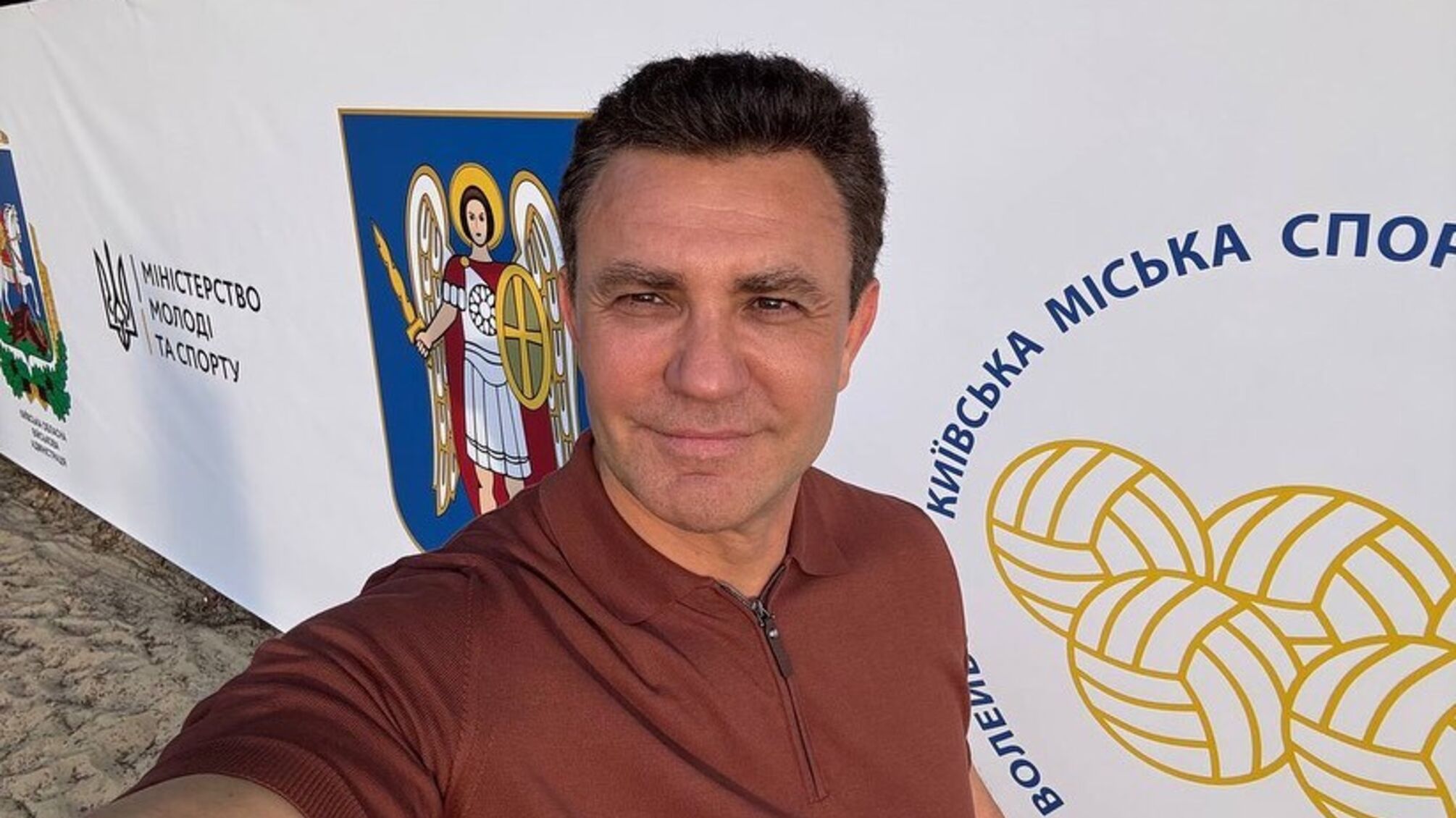 'Невиданная щедрость' депутата: Тищенко сделал подарок бабушке в Святошинском районе