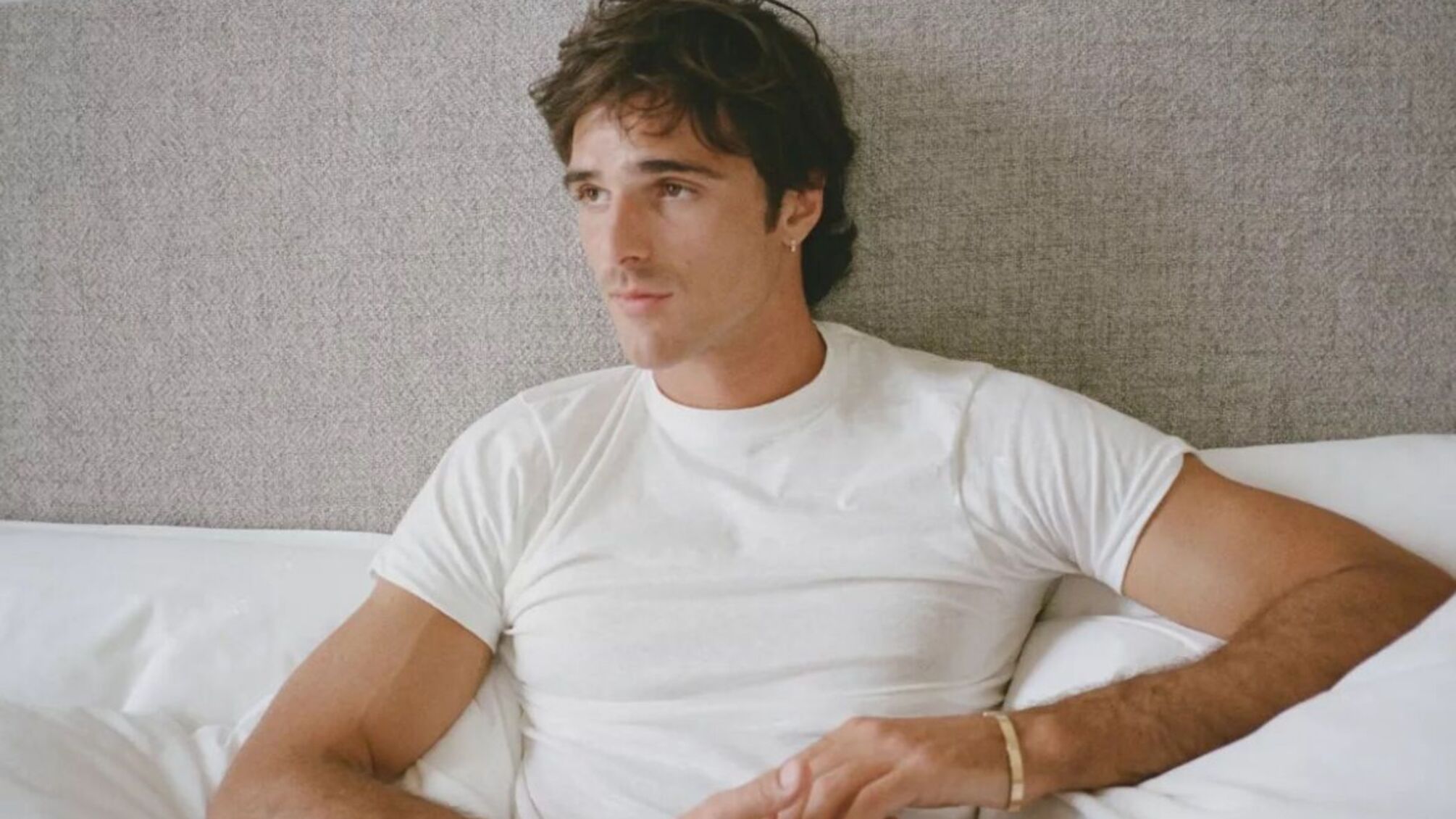 Джейкоб Елорді став обличчям нової колекції браслетів Love від Cartier