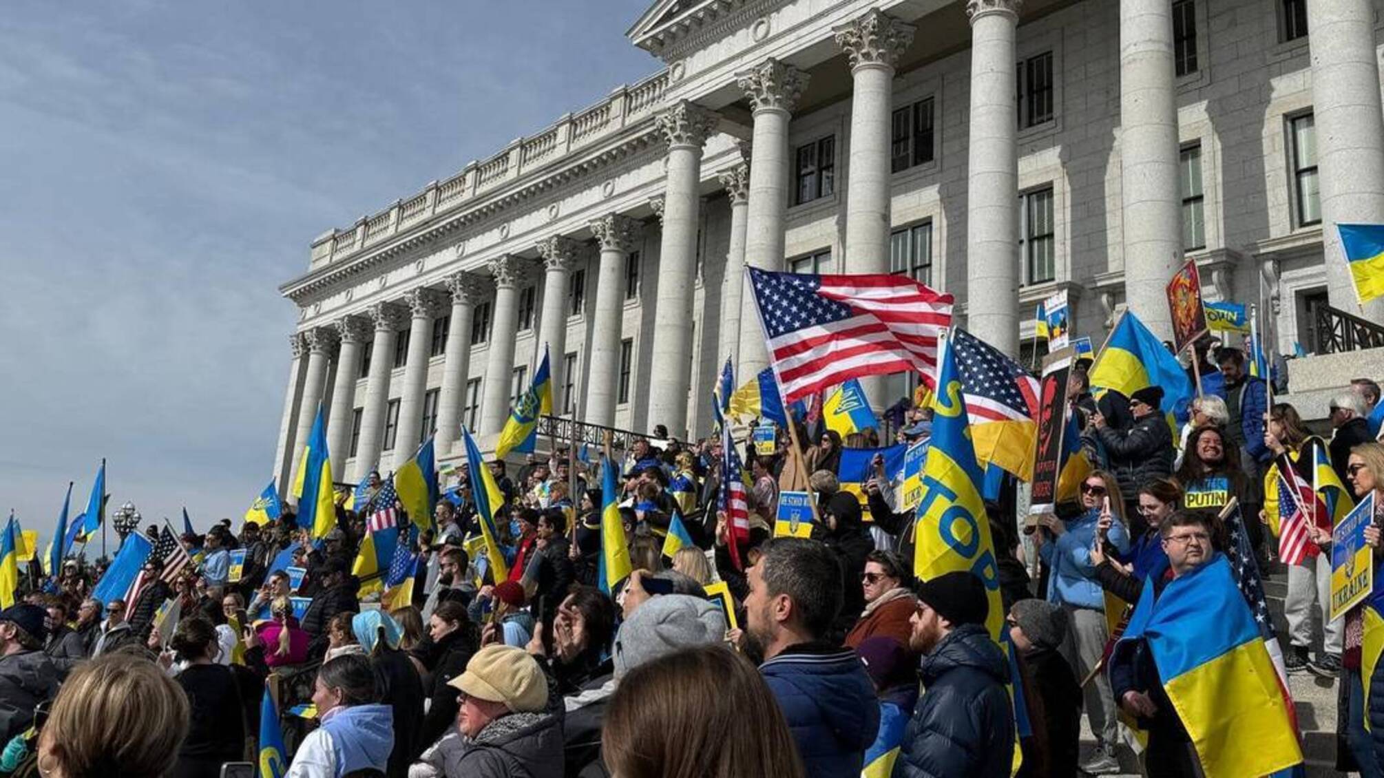 Українські біженці у США залишилися без харчів через новий закон