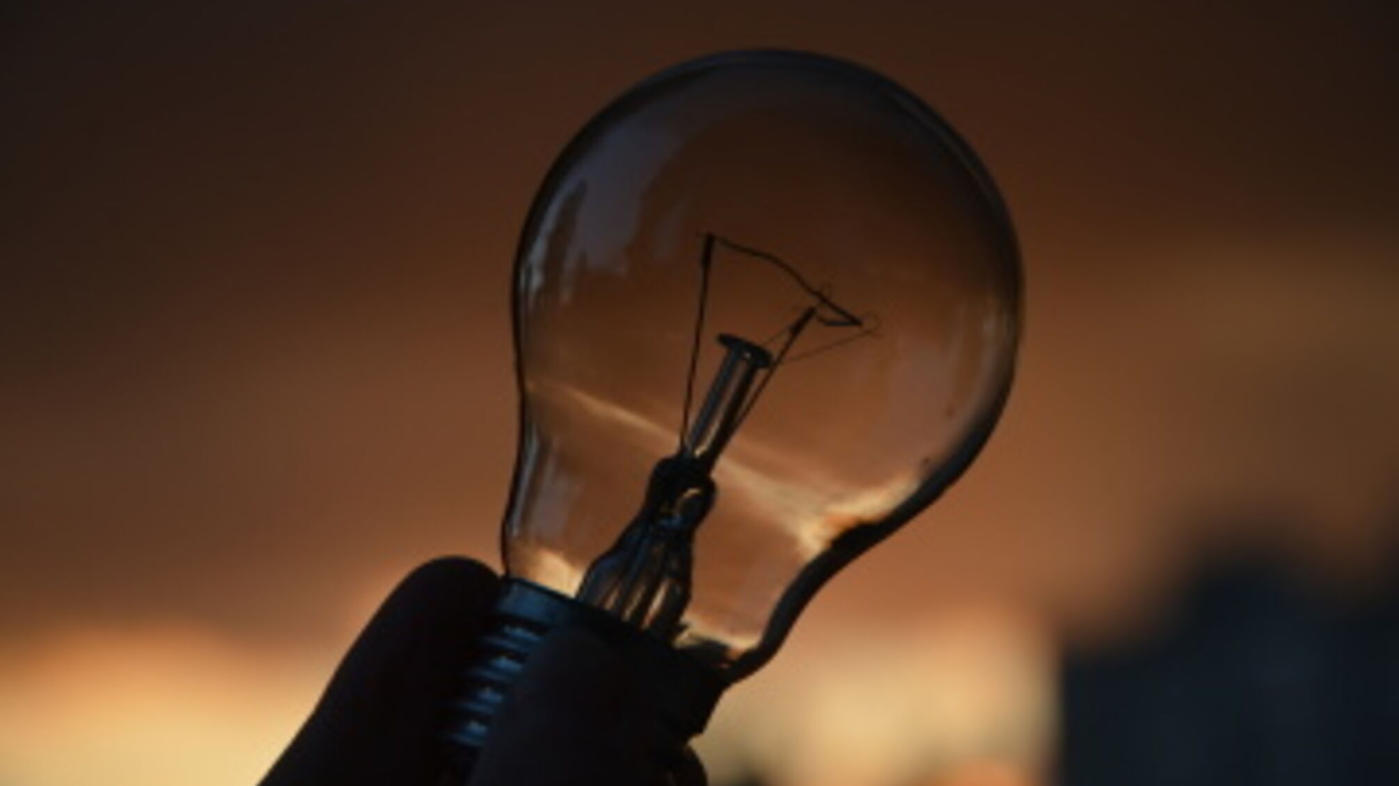 Як вимикатимуть світло у Києві 12 листопада: оприлюднено оновлені графіки